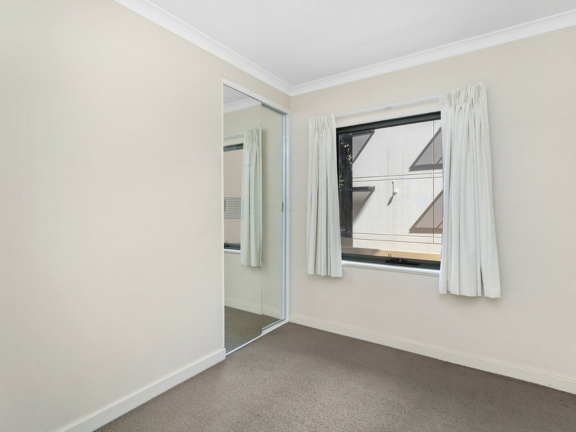 41/118 Mounts Bay Road — photo 12 of 18