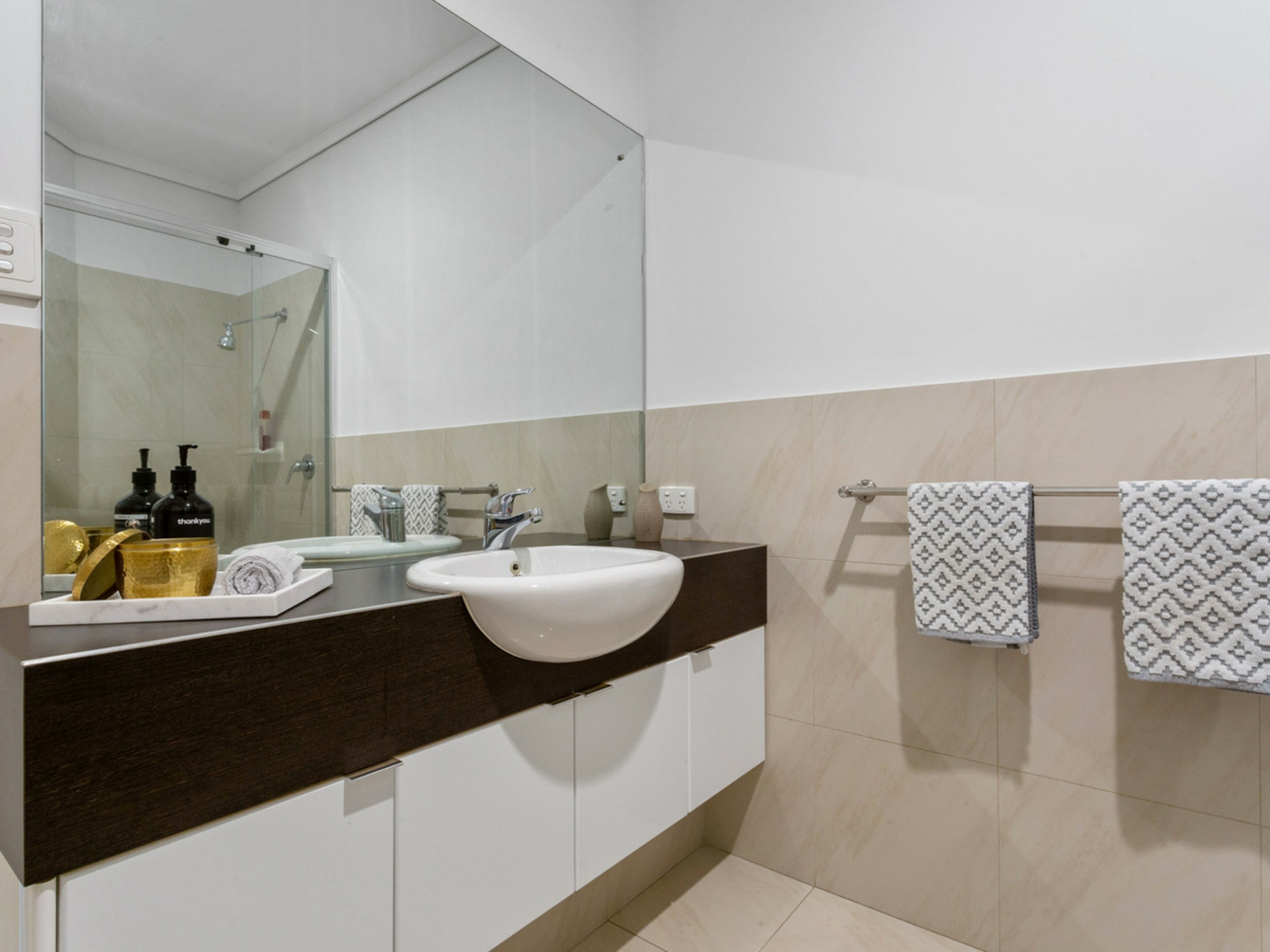 44 Tully Road — photo 17 of 30