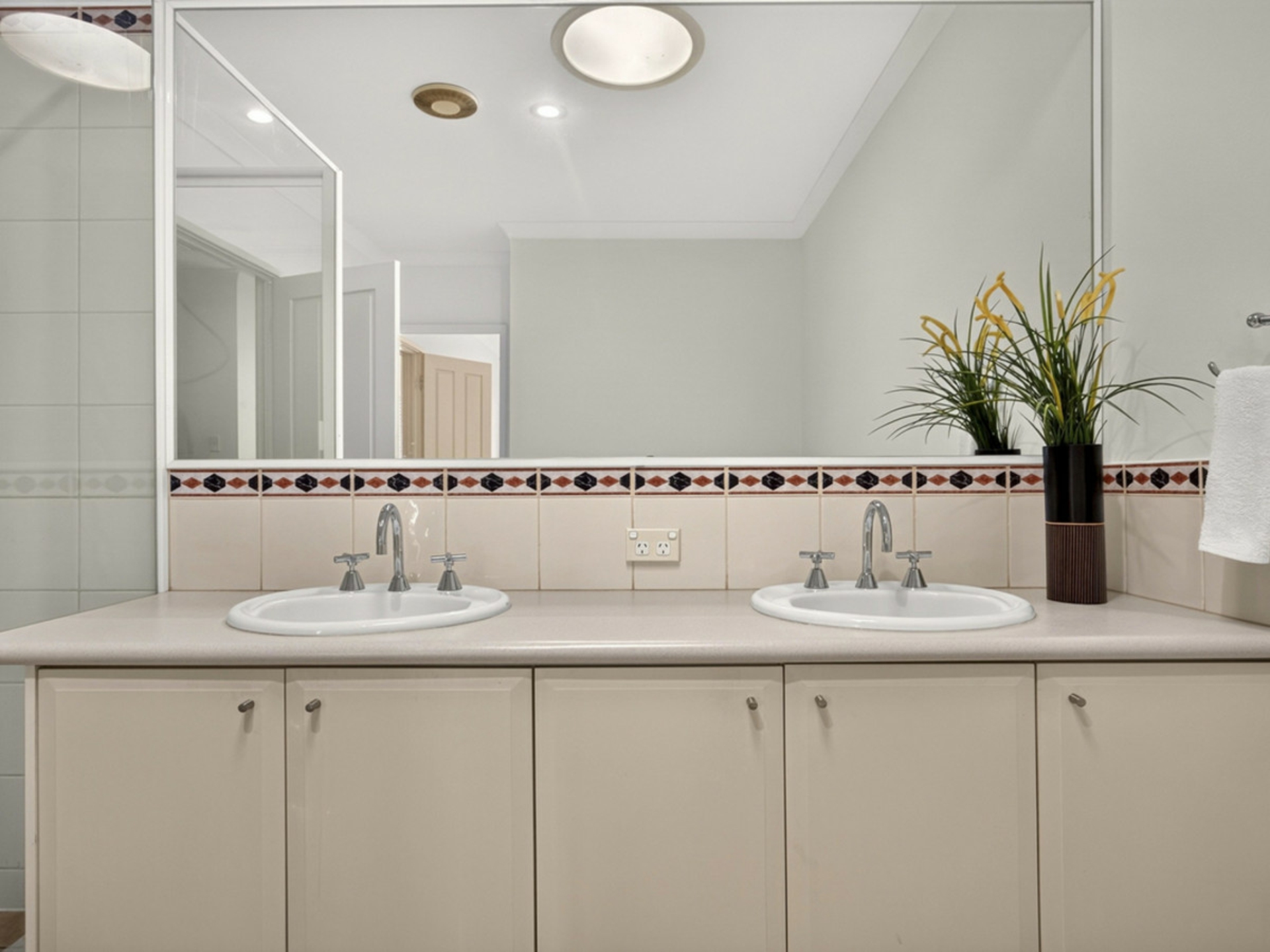 5 Orchard Way — photo 14 of 24