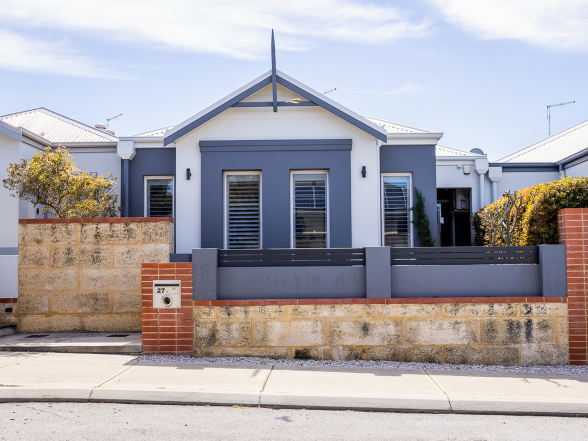 27 Pollock Way — photo from LJ Hooker City Residential