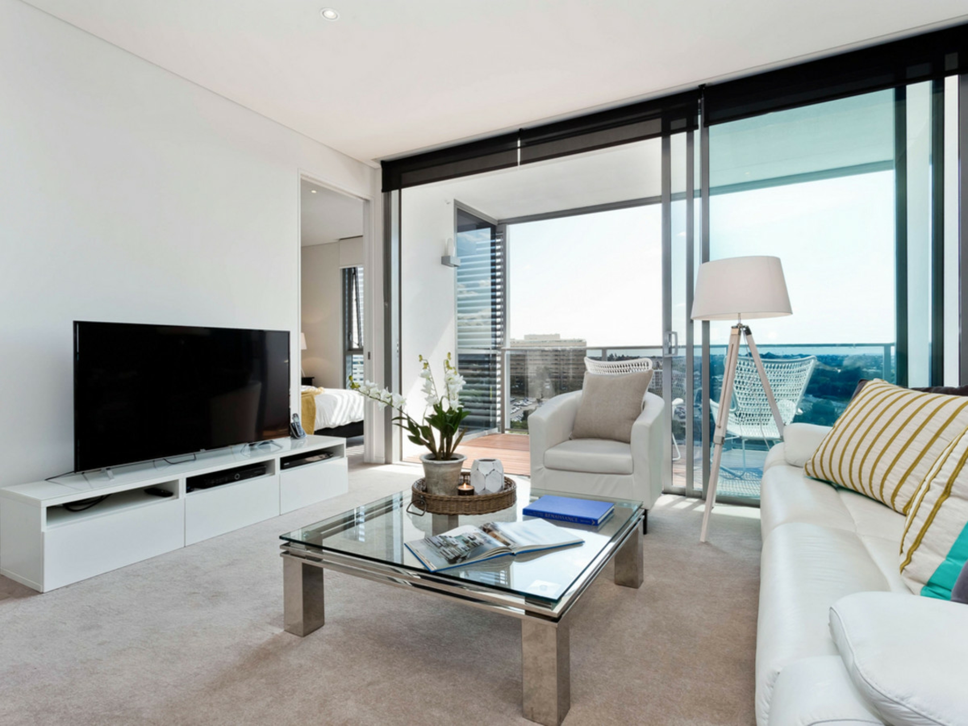 1401/8 Adelaide Terrace — photo 3 of 22