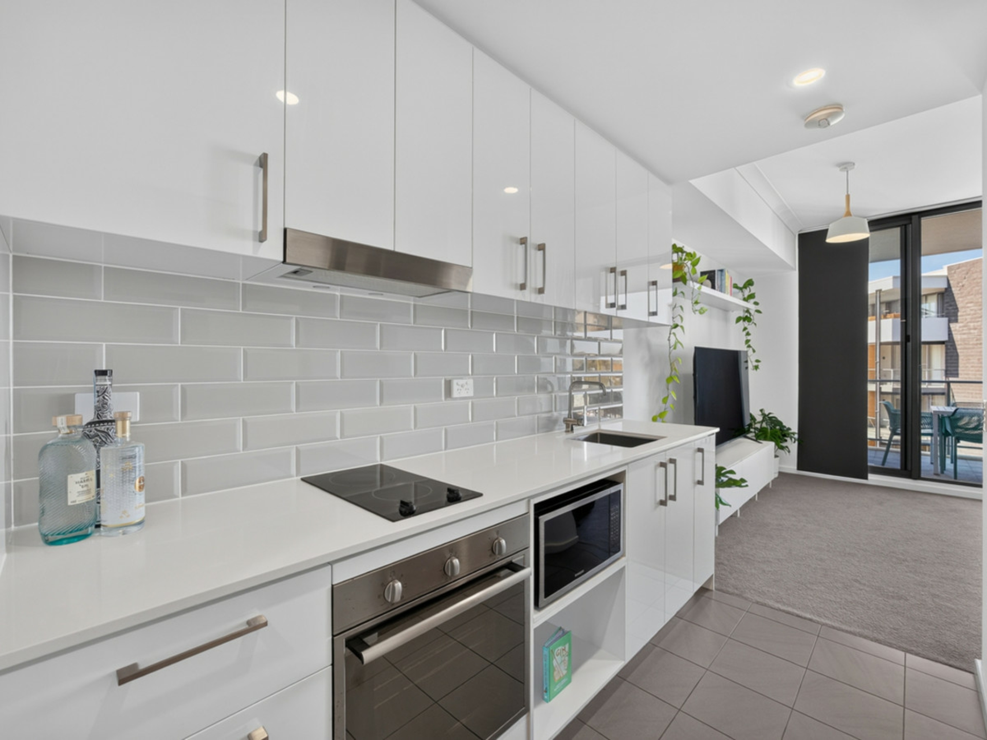 408/18 Atkinson Road — photo 10 of 23