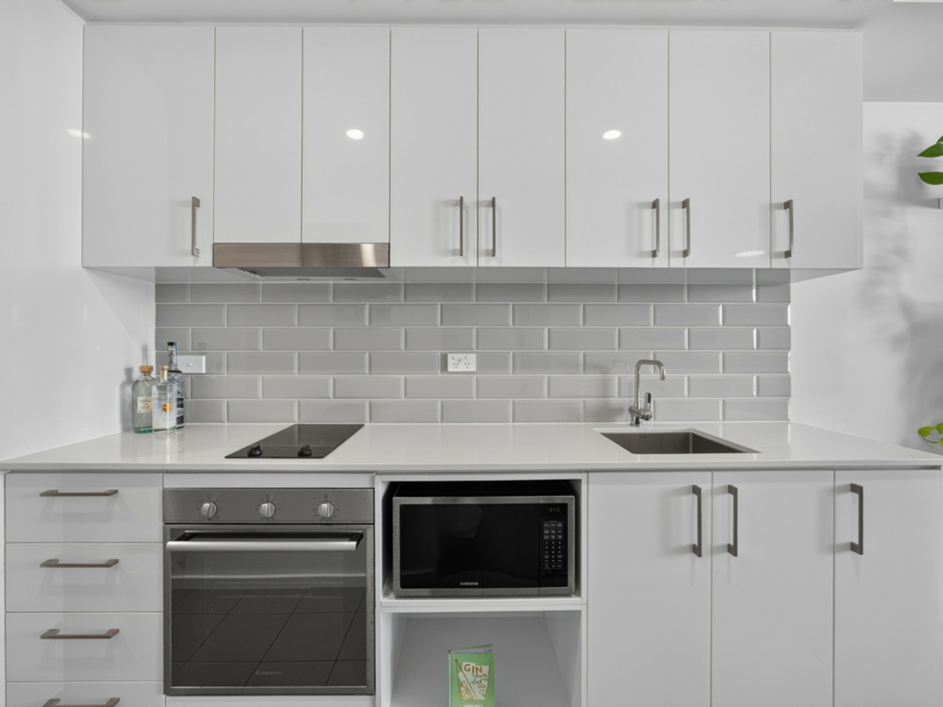 408/18 Atkinson Road — photo 11 of 23