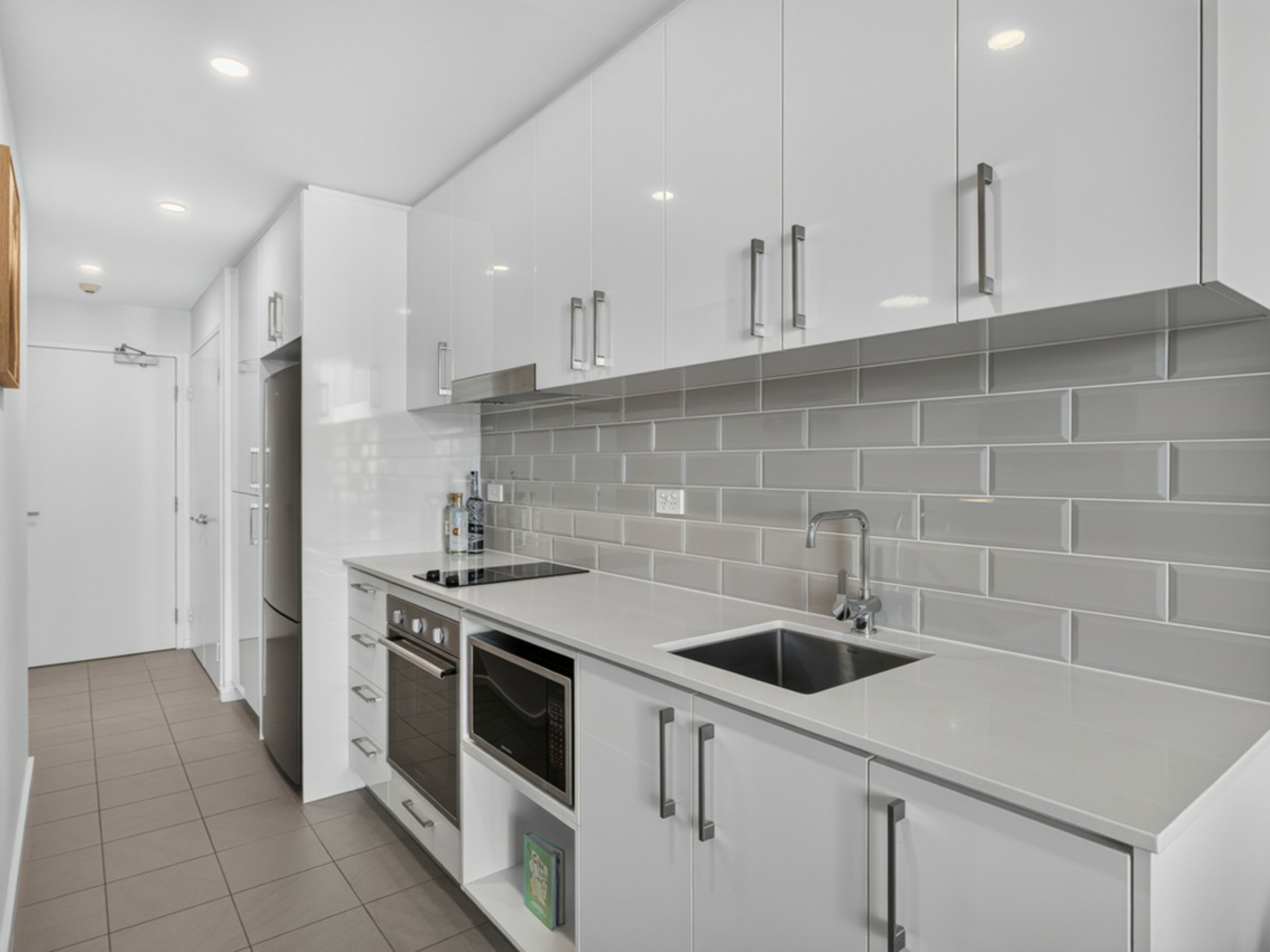 408/18 Atkinson Road — photo 12 of 23