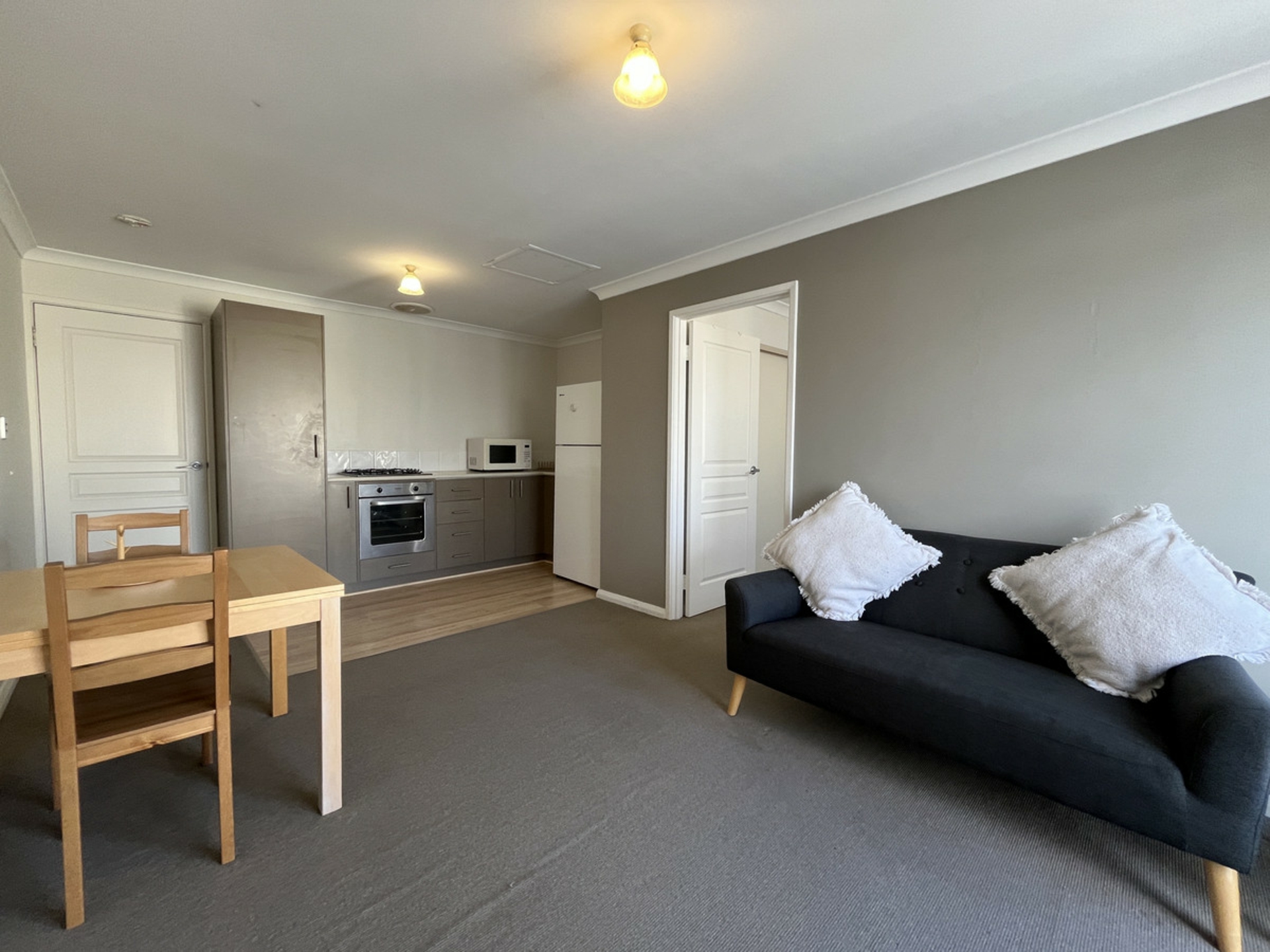 21A Hammersmith Court, (Studio) — photo 6 of 15