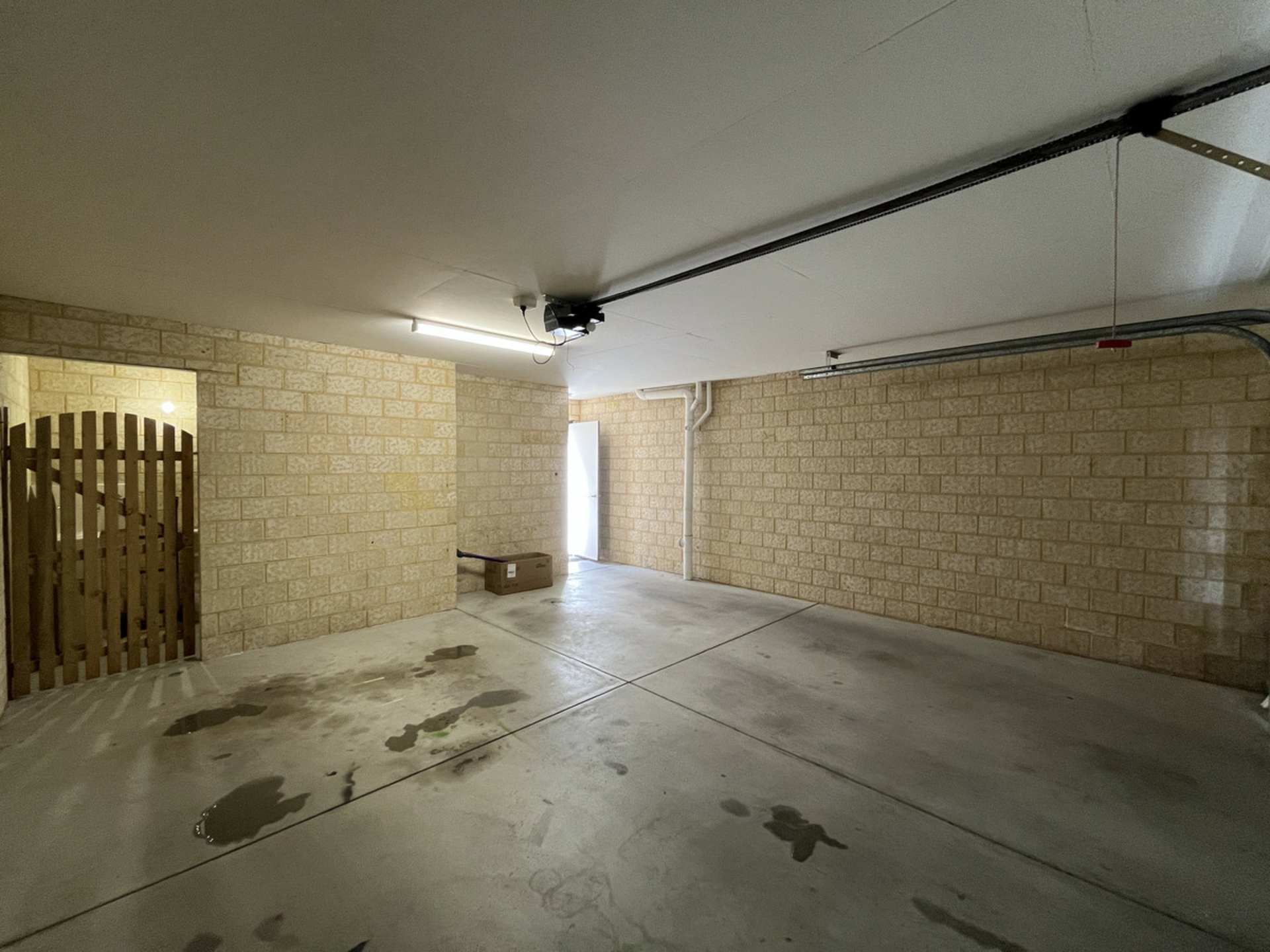 21A Hammersmith Court, (Studio) — photo 11 of 15