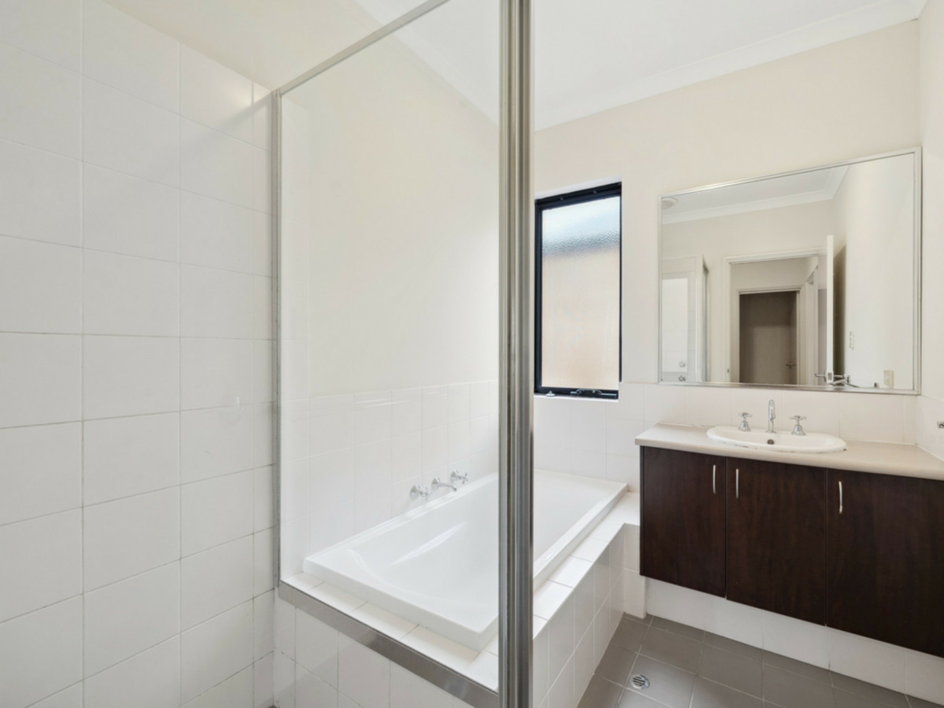 6/6 Hogarth Street — photo 13 of 16