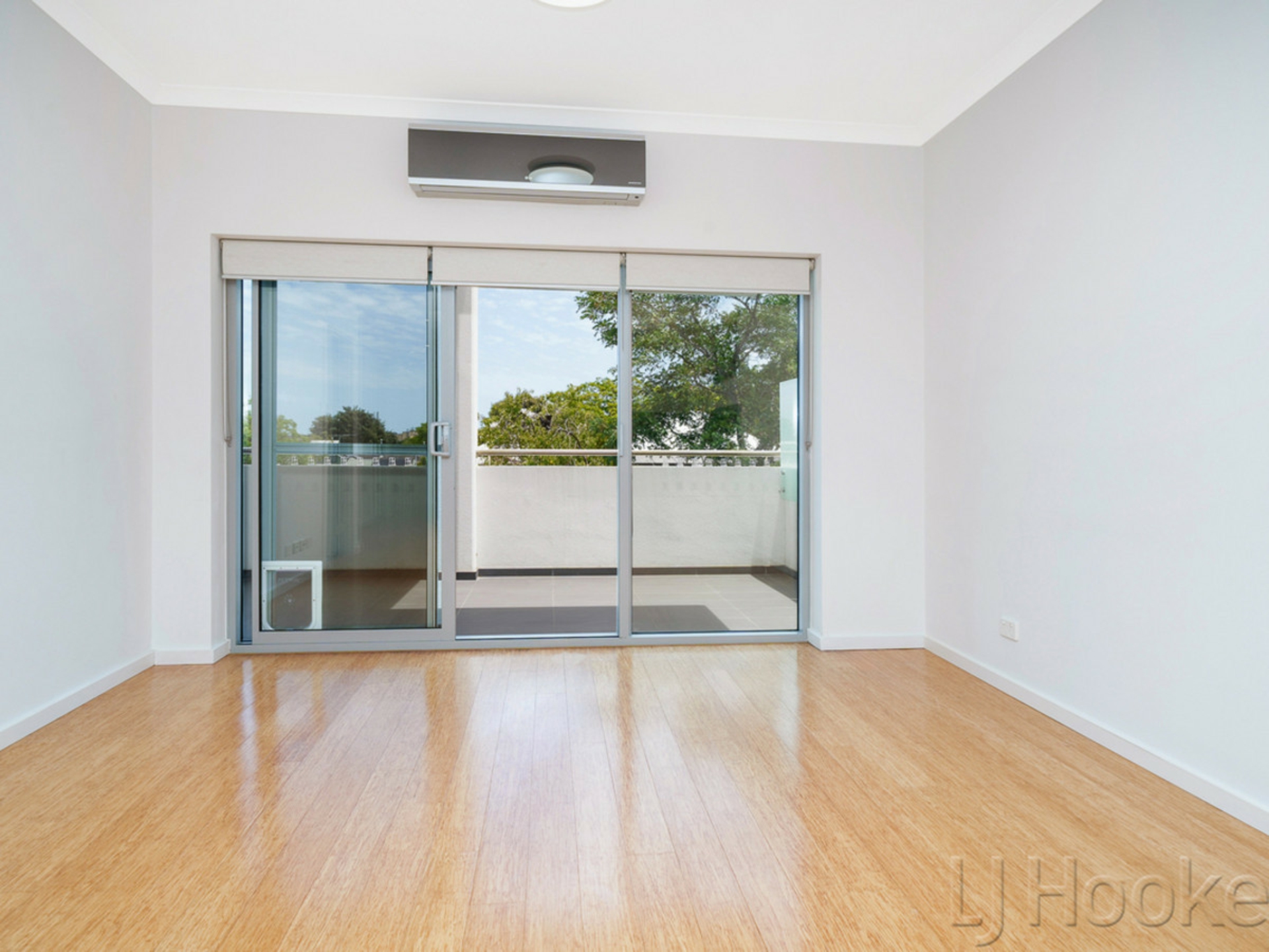 24/110 Cambridge Street — photo 8 of 30