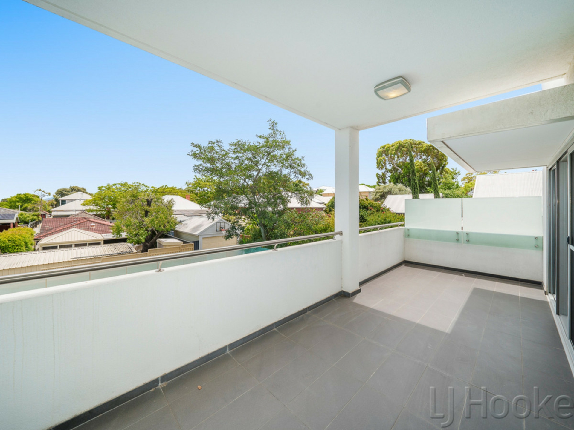 24/110 Cambridge Street — photo 18 of 30