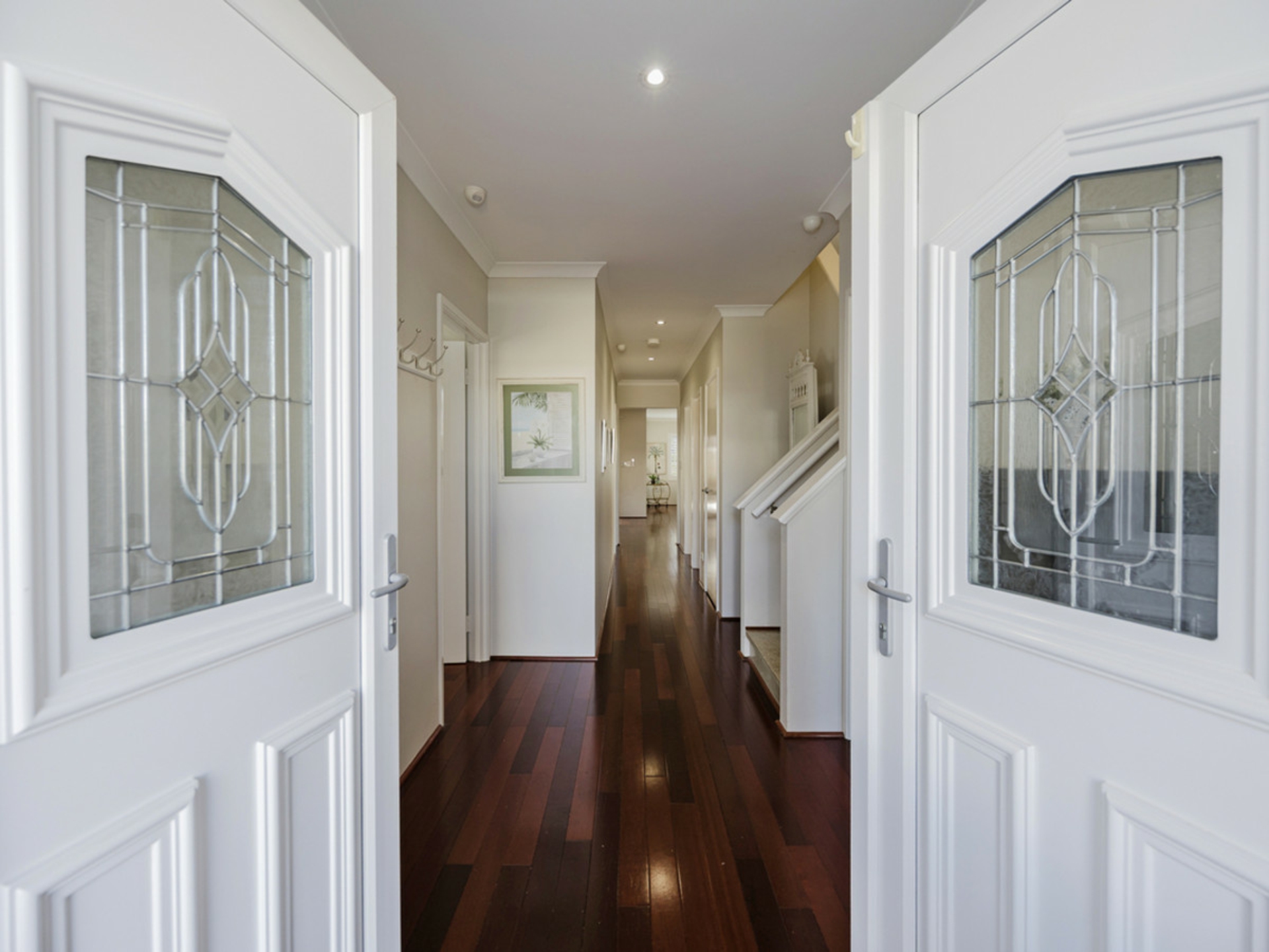 17 Vulcan Place — photo 3 of 30