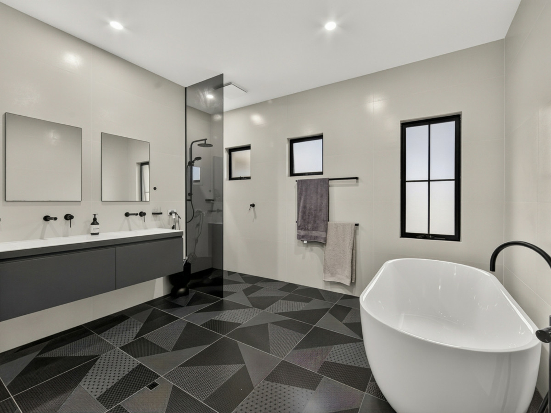 24 Victory Terrace — photo 17 of 30