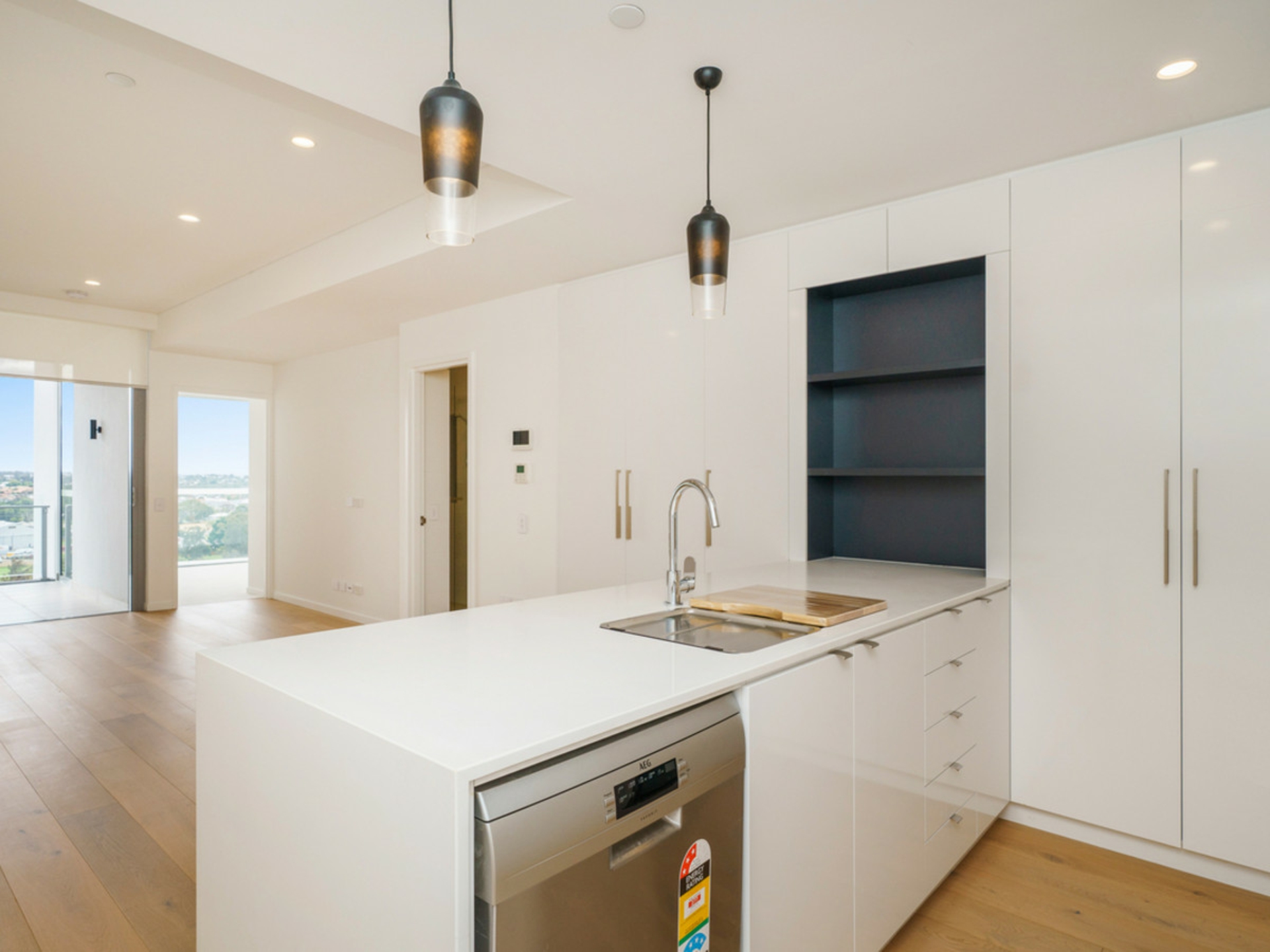 703/60 Riversdale Road — photo 4 of 30