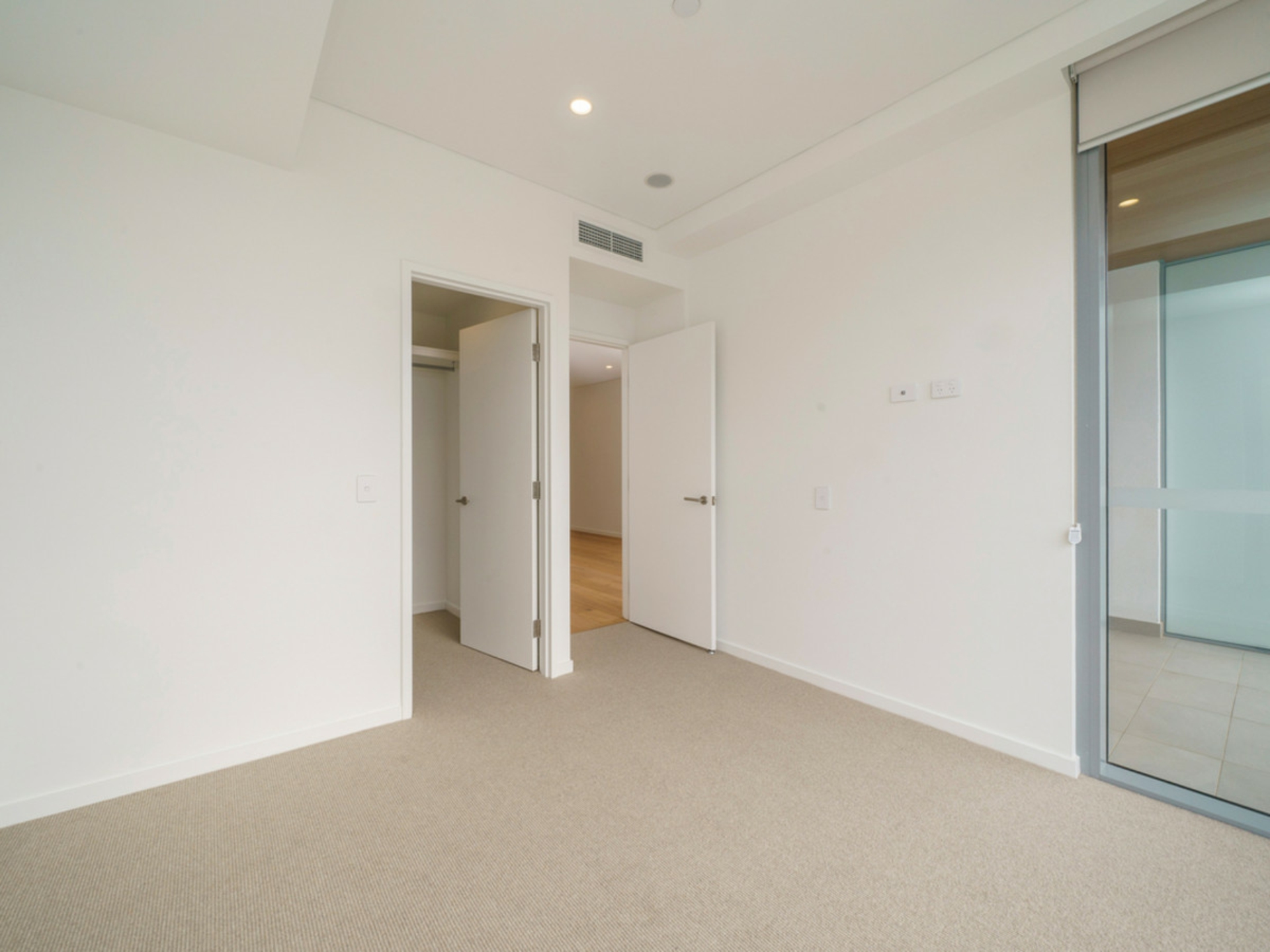 703/60 Riversdale Road — photo 18 of 30