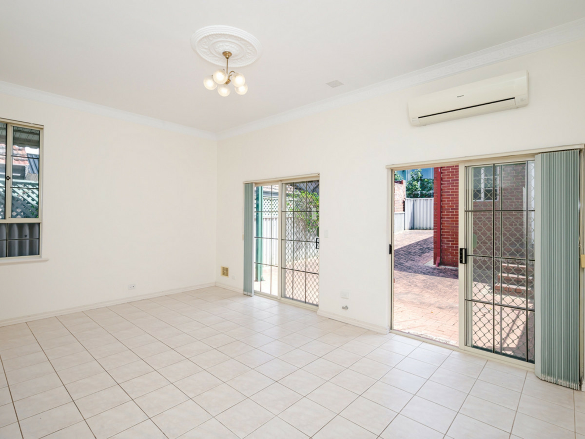 50B Elizabeth Street — photo 7 of 30
