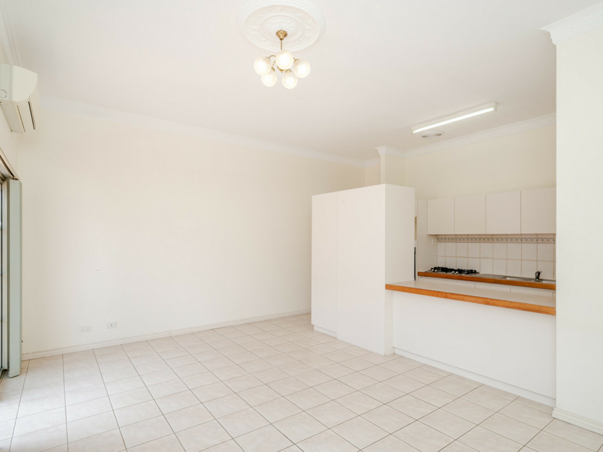 50B Elizabeth Street — photo 9 of 30
