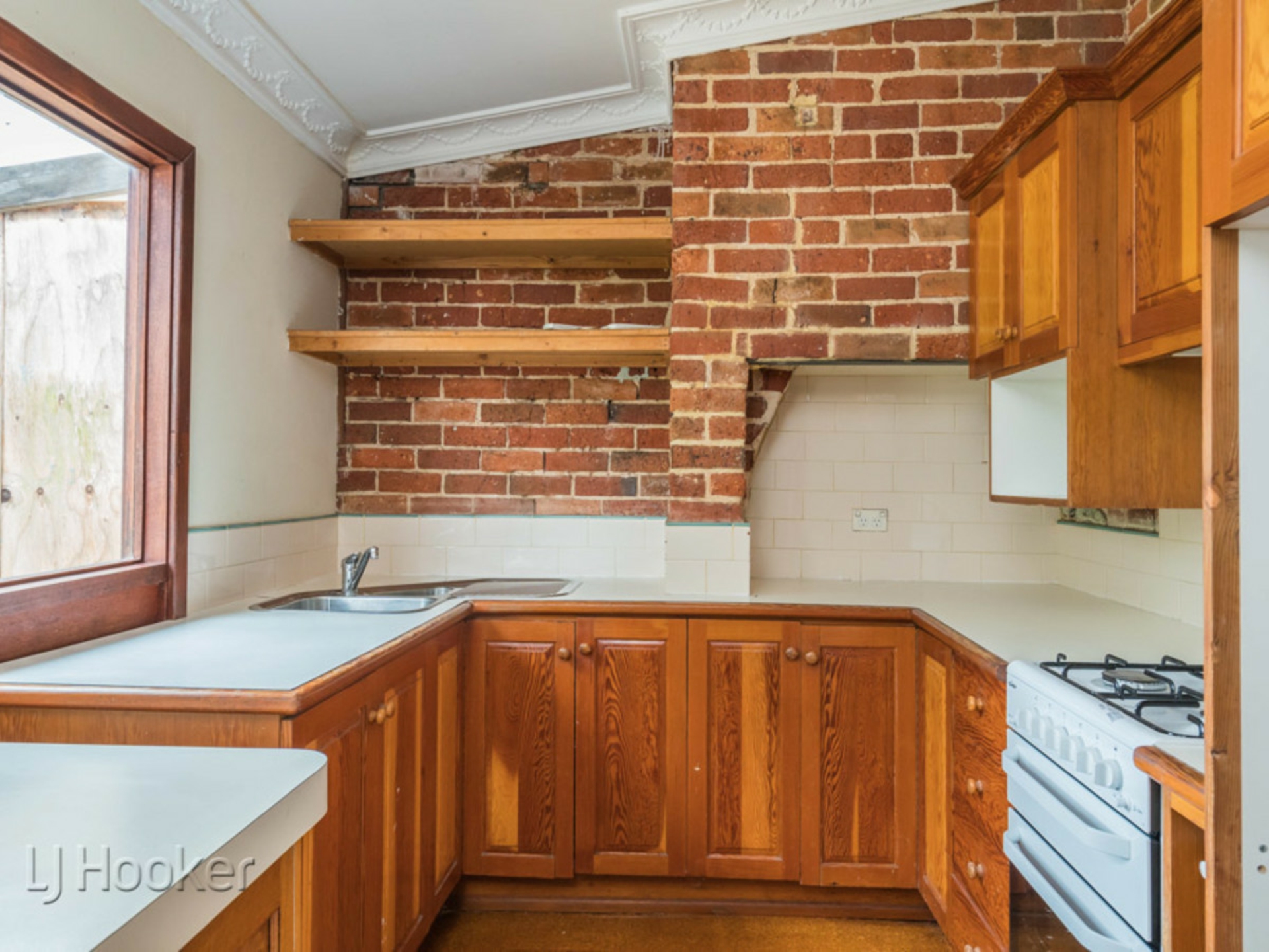 163 Palmerston Street — photo 2 of 12