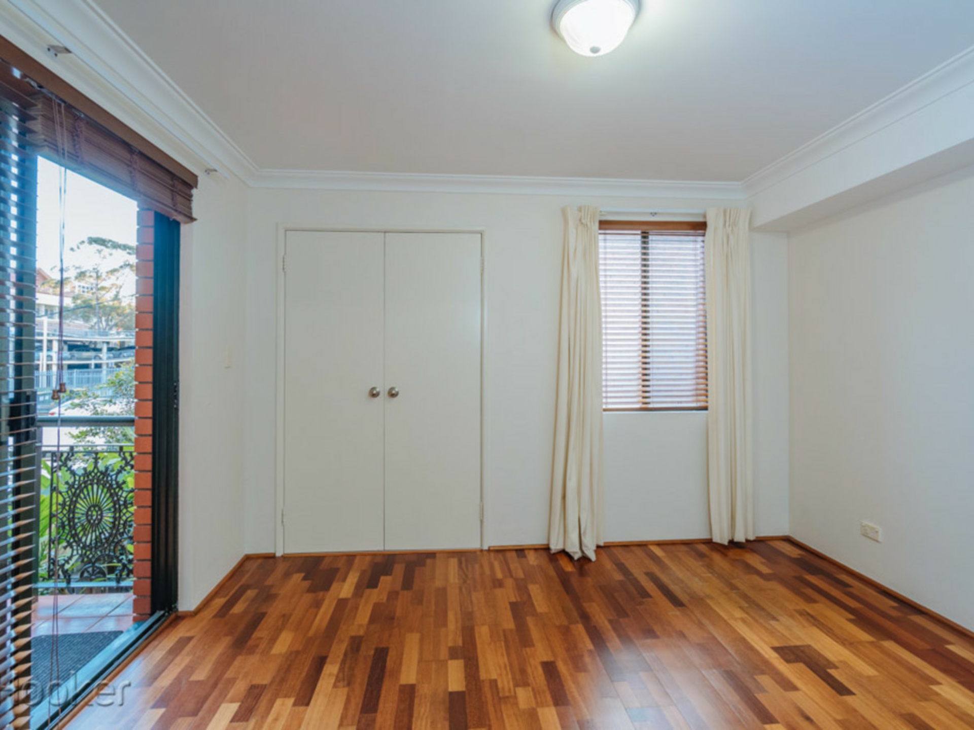 39/99-105 Wellington Street — photo 15 of 17