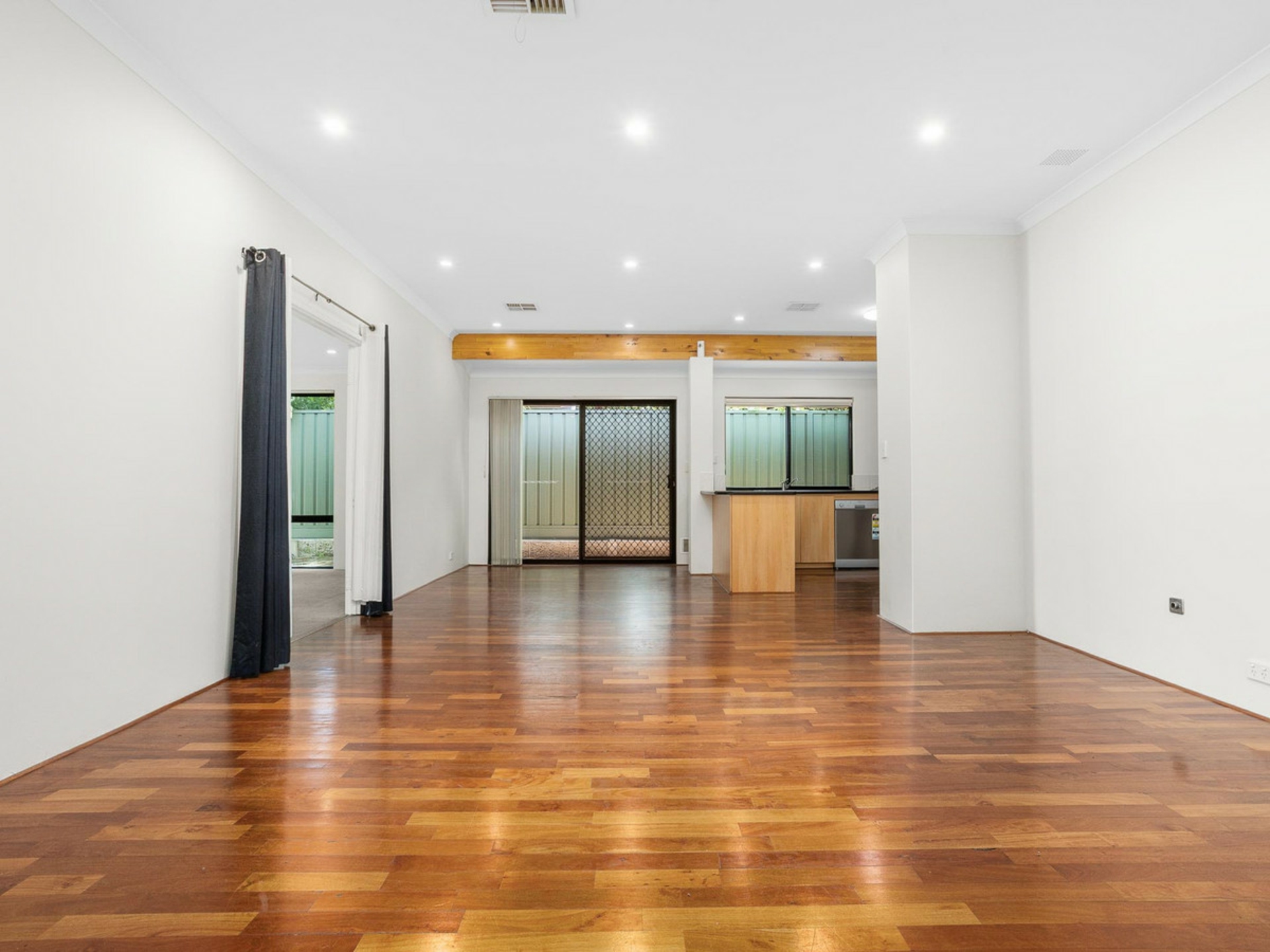 20 Constance Street — photo 7 of 30