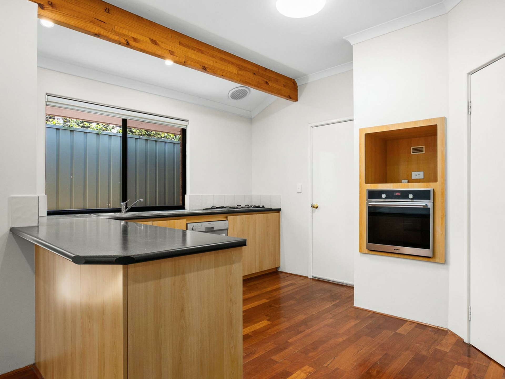 20 Constance Street — photo 11 of 30