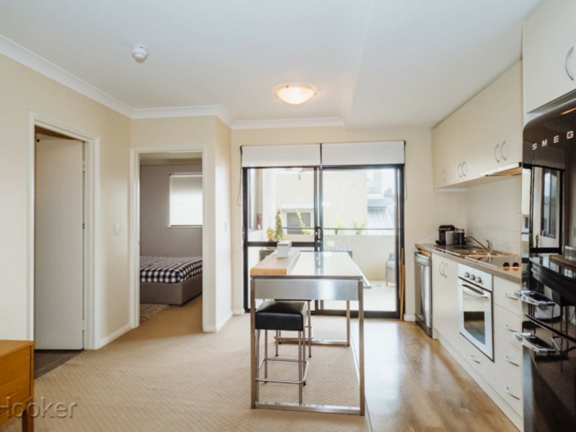 17/121 Hill Street — photo 2 of 14