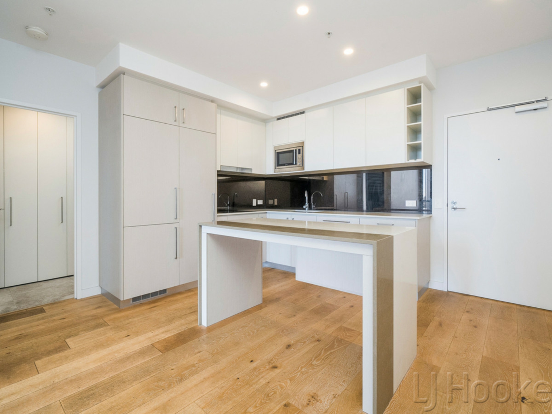 1706/380 Murray Street — photo 8 of 30