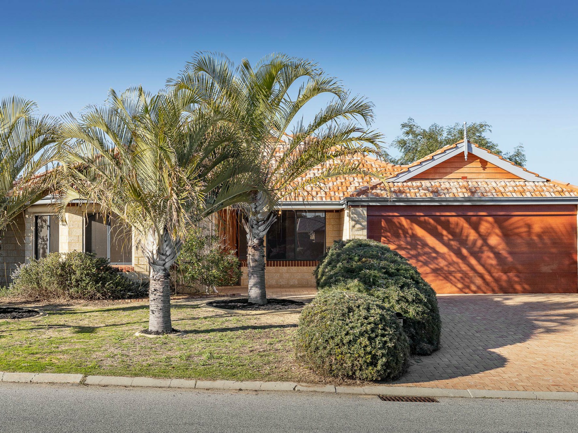 12 Sugarloaf Close, MERRIWA