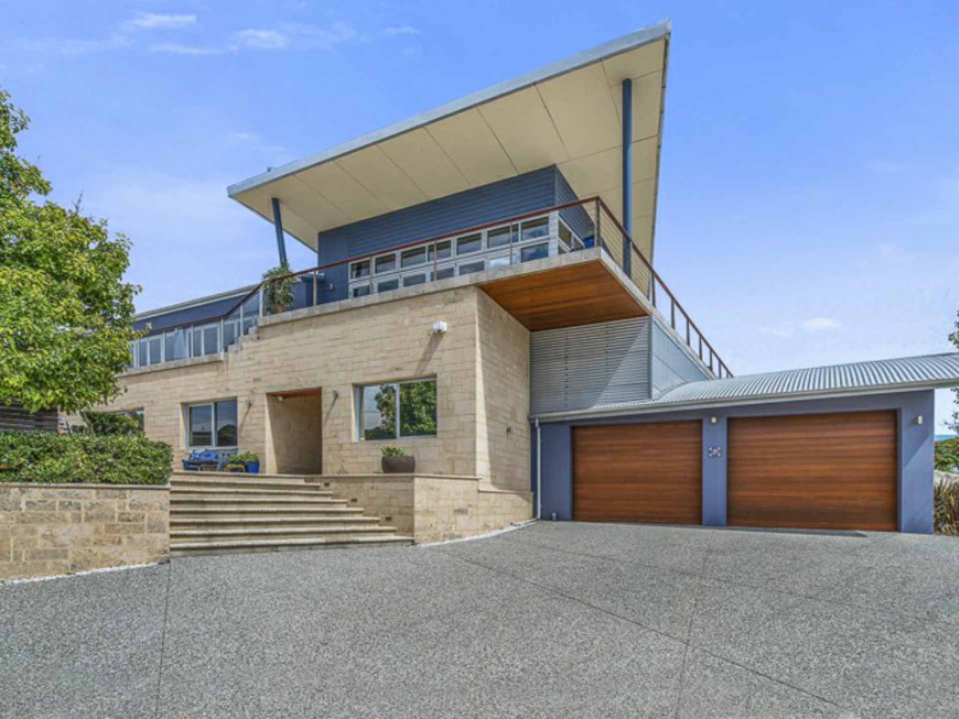 2 Alice Drive, MULLALOO