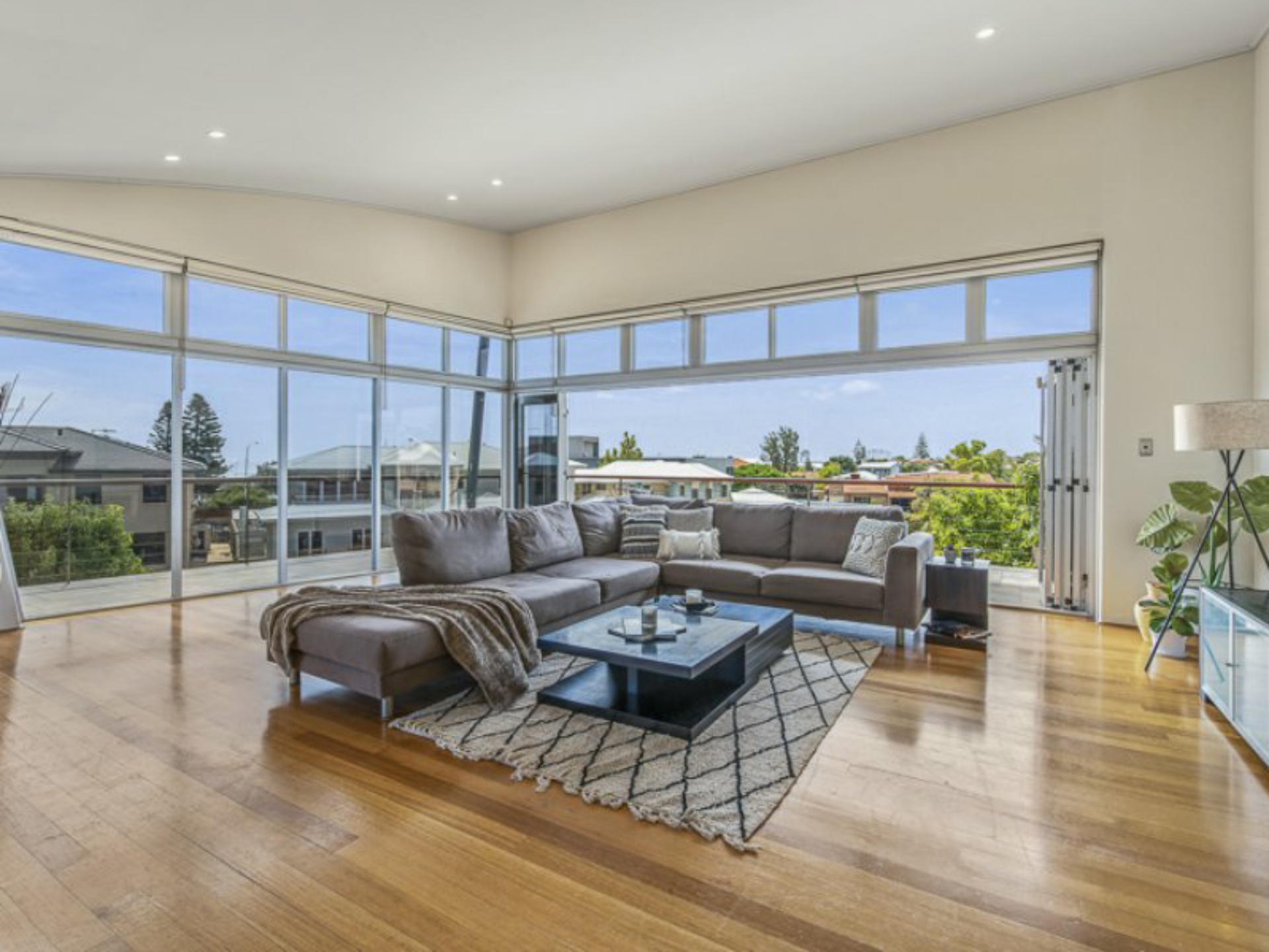 2 Alice Drive, MULLALOO
