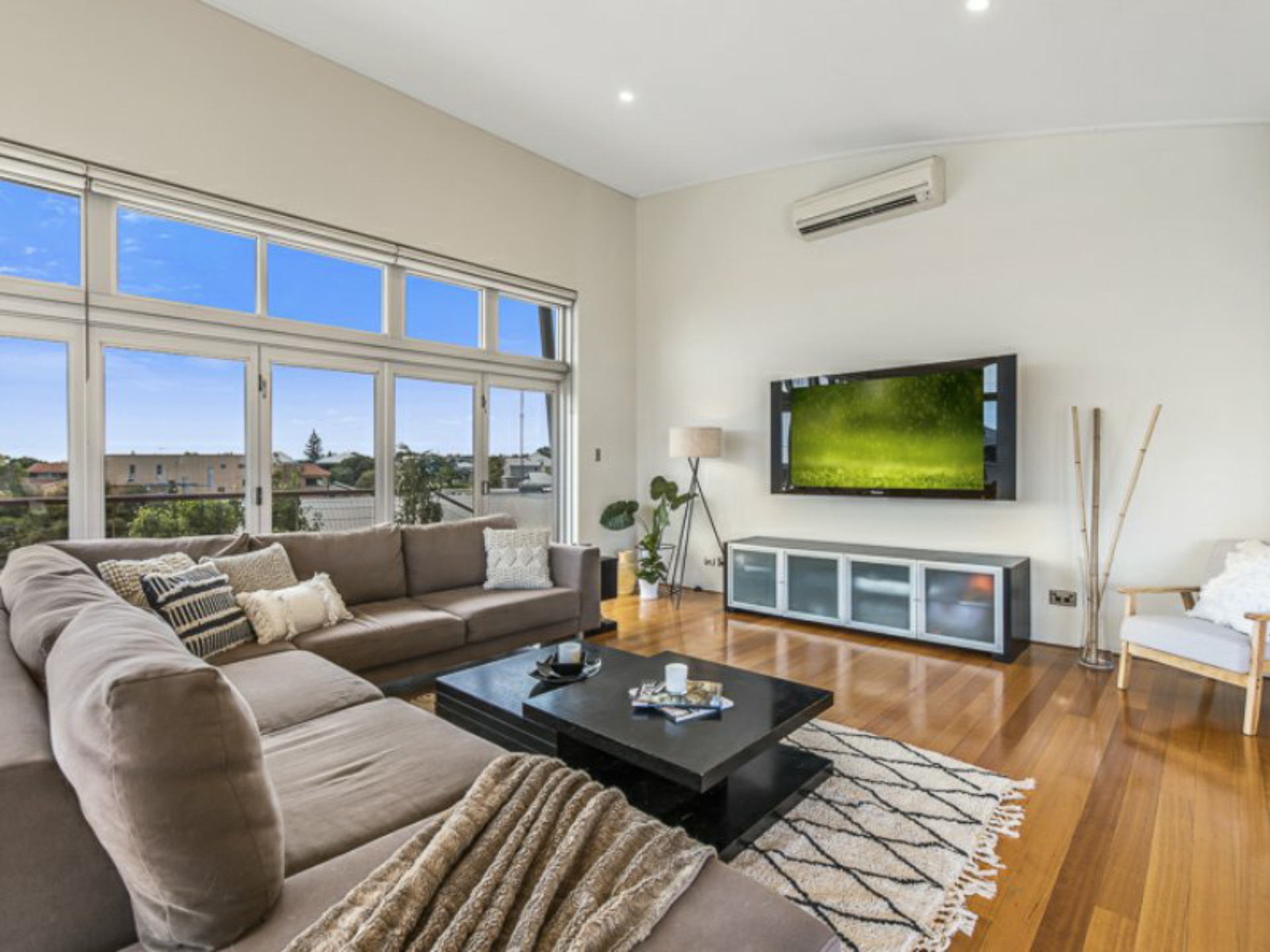 2 Alice Drive, MULLALOO
