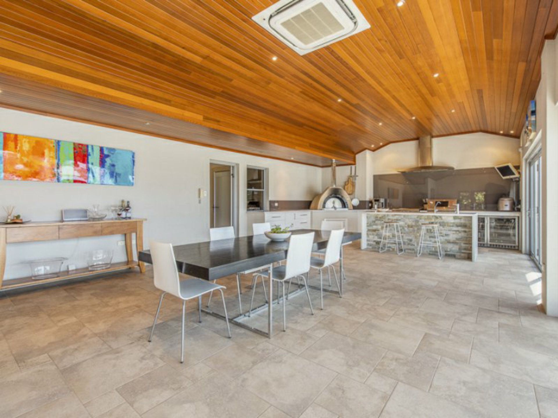 2 Alice Drive, MULLALOO