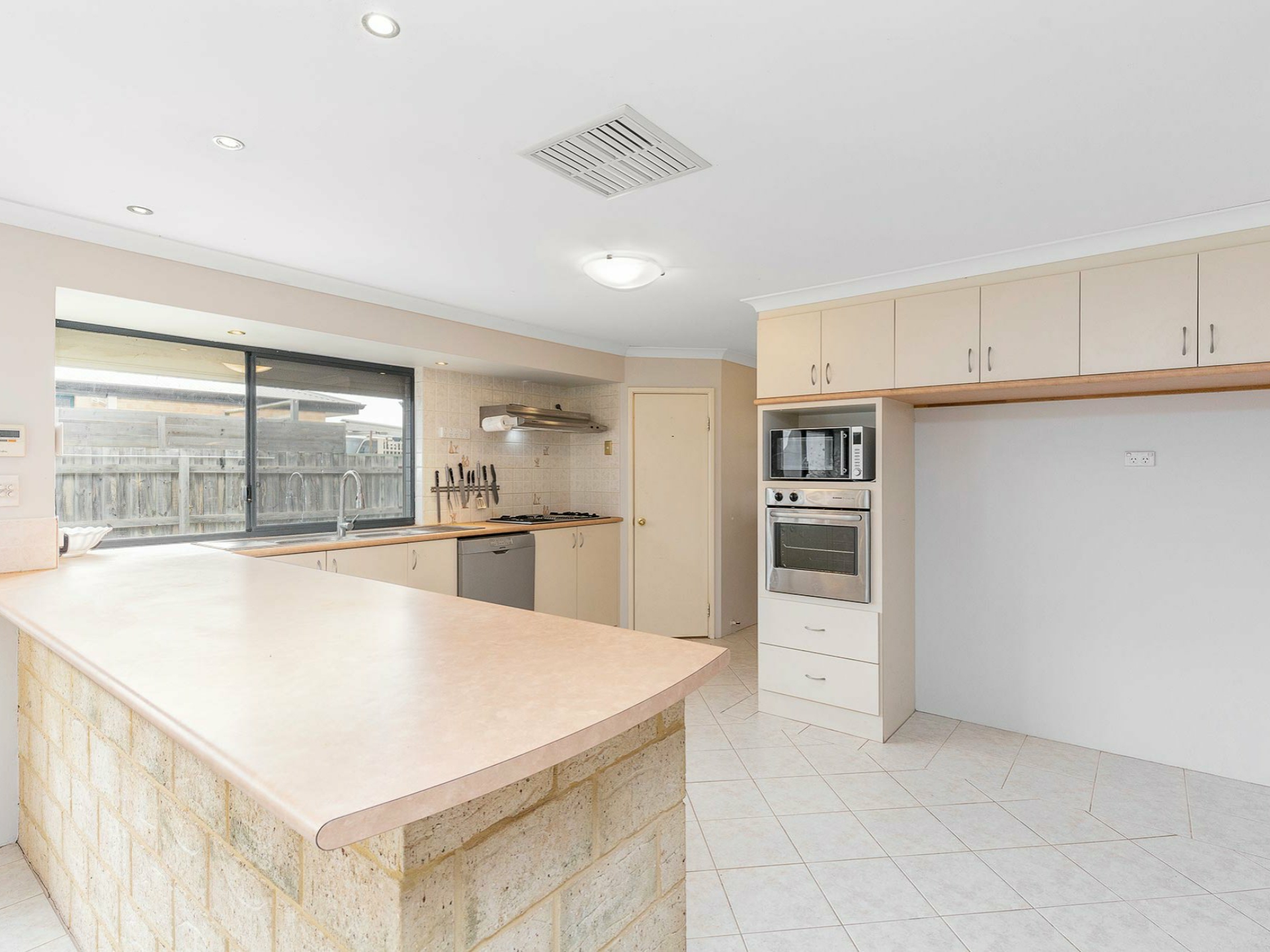 33 Durrington Glade, CLARKSON
