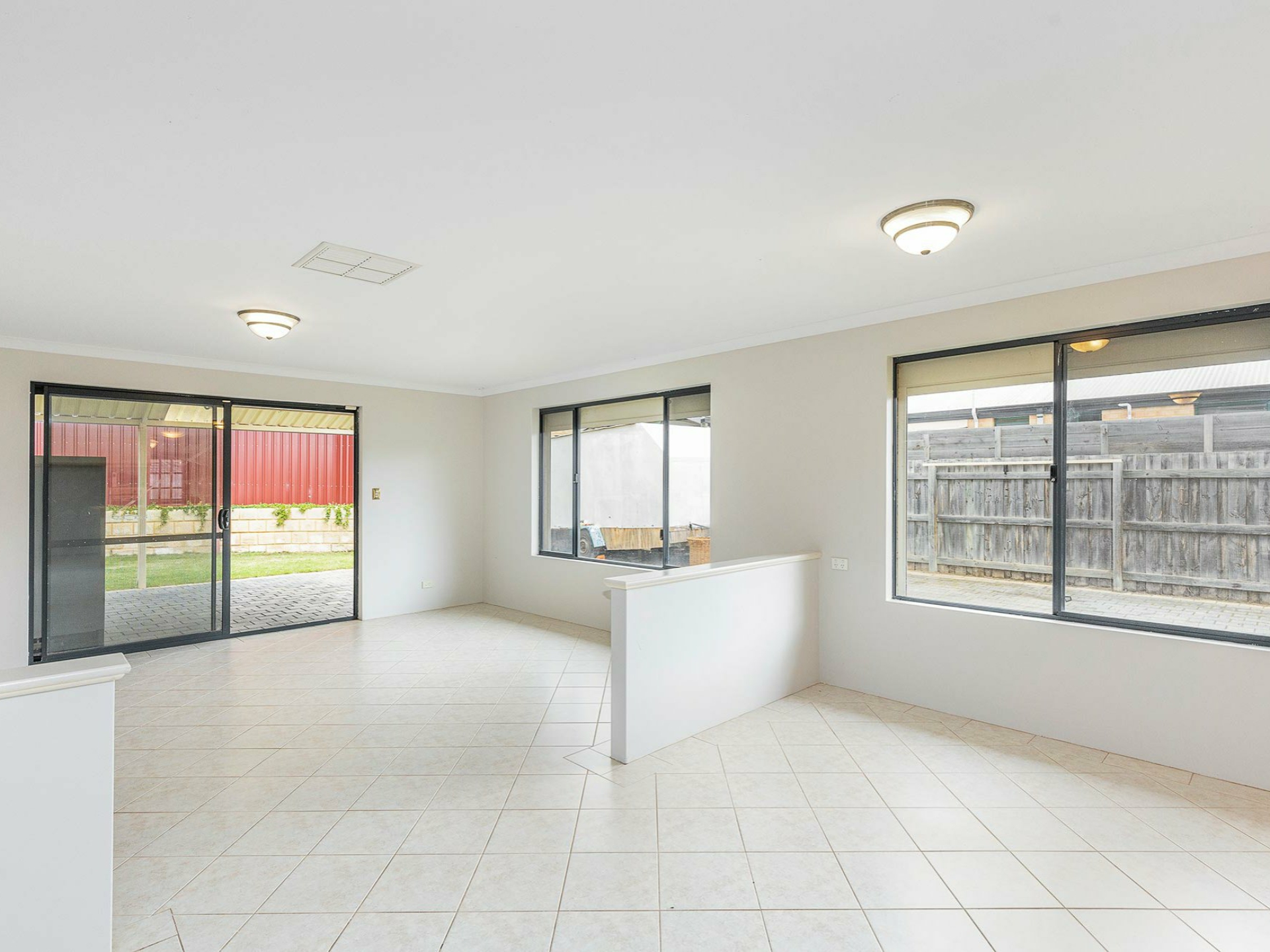 33 Durrington Glade, CLARKSON