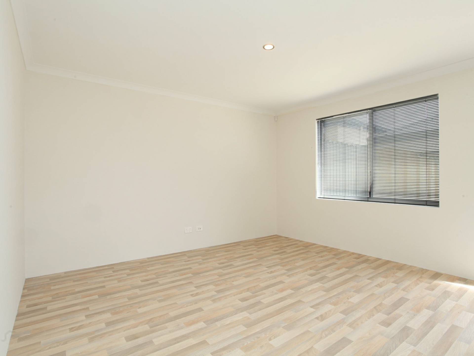 32 Equinox Avenue, EGLINTON