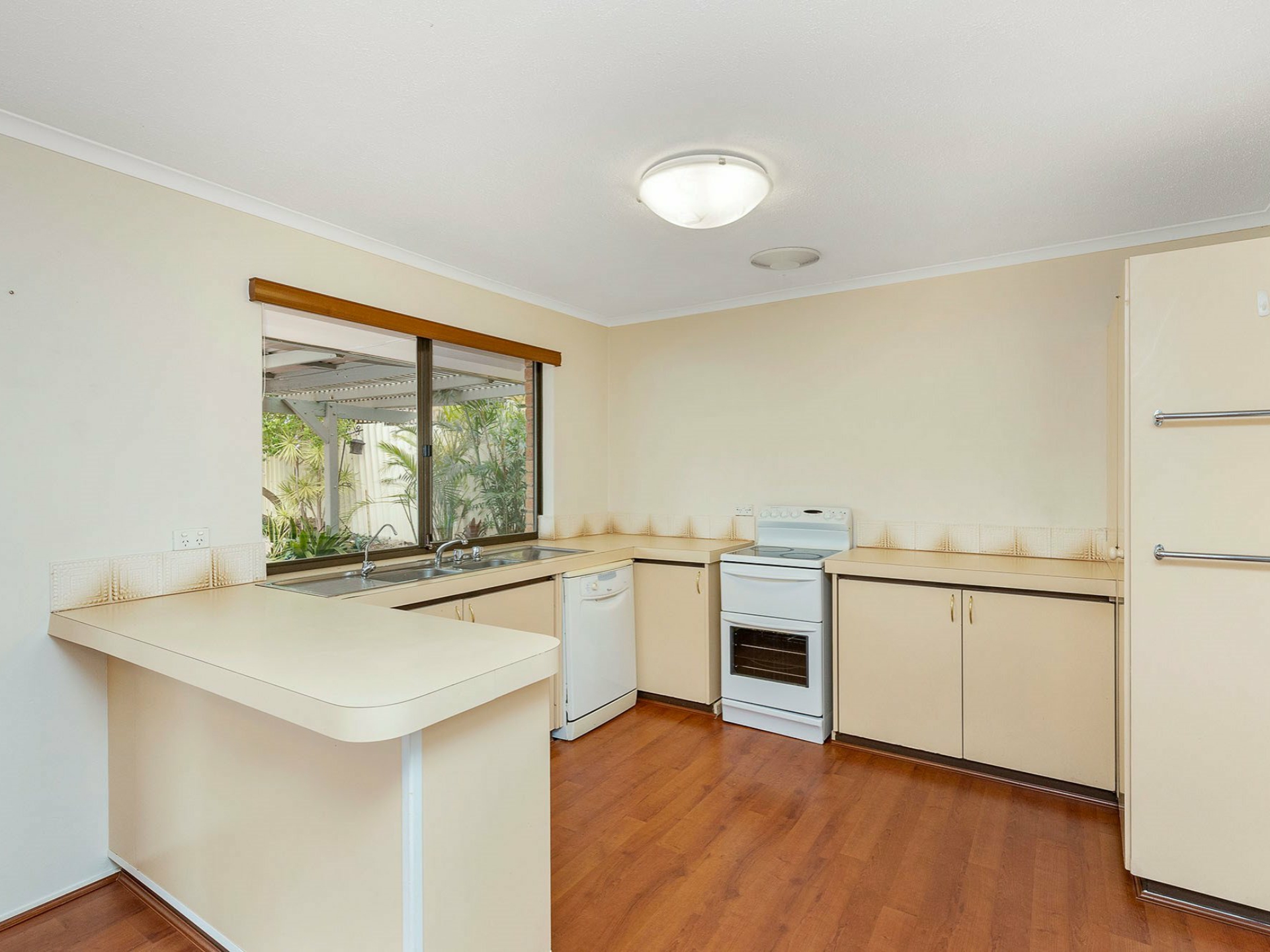 121 Warrandyte Drive, CRAIGIE