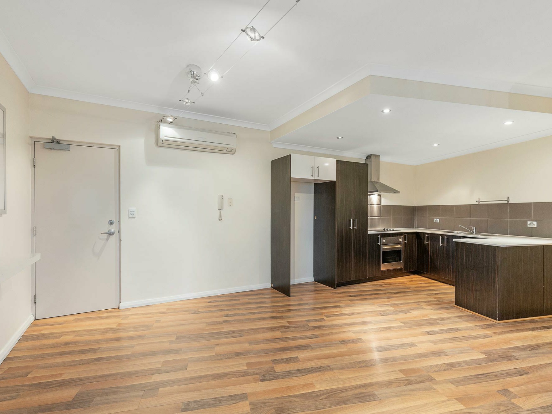 9/37 Piccadilly Circle, Joondalup
