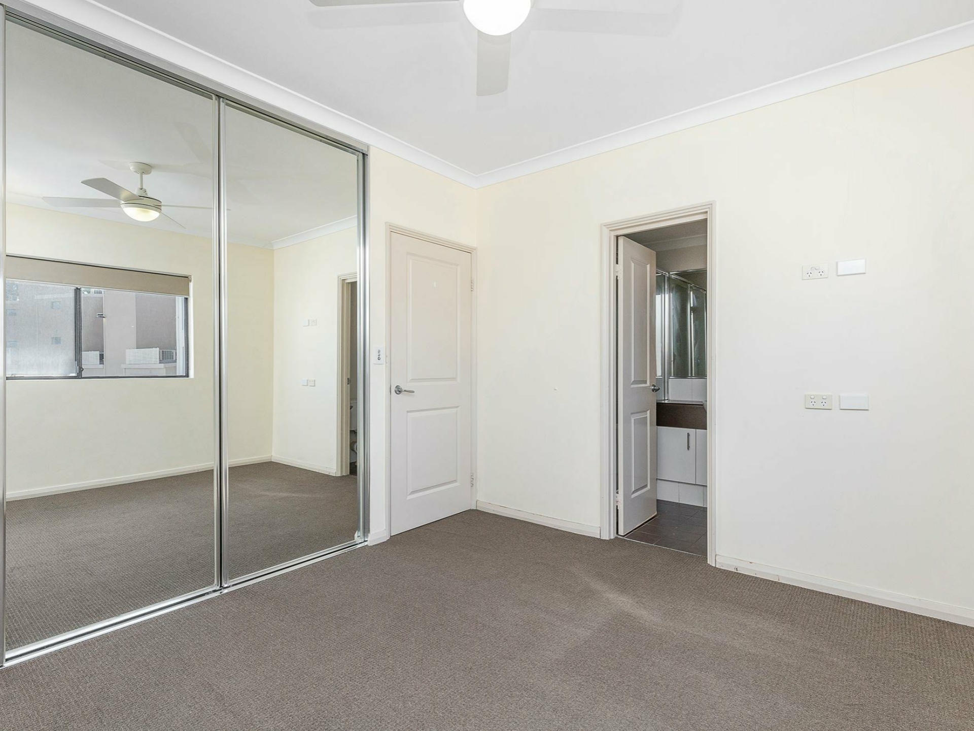 9/37 Piccadilly Circle, Joondalup