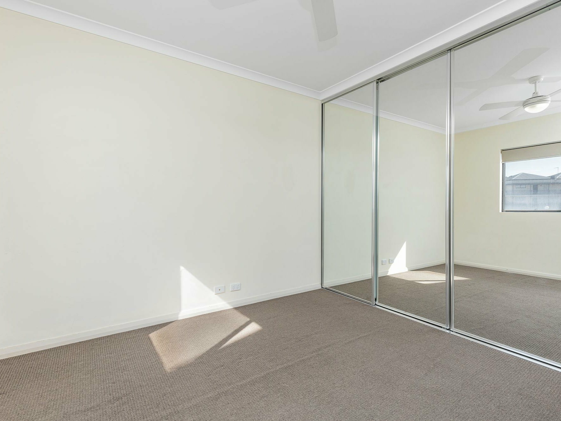 9/37 Piccadilly Circle, Joondalup
