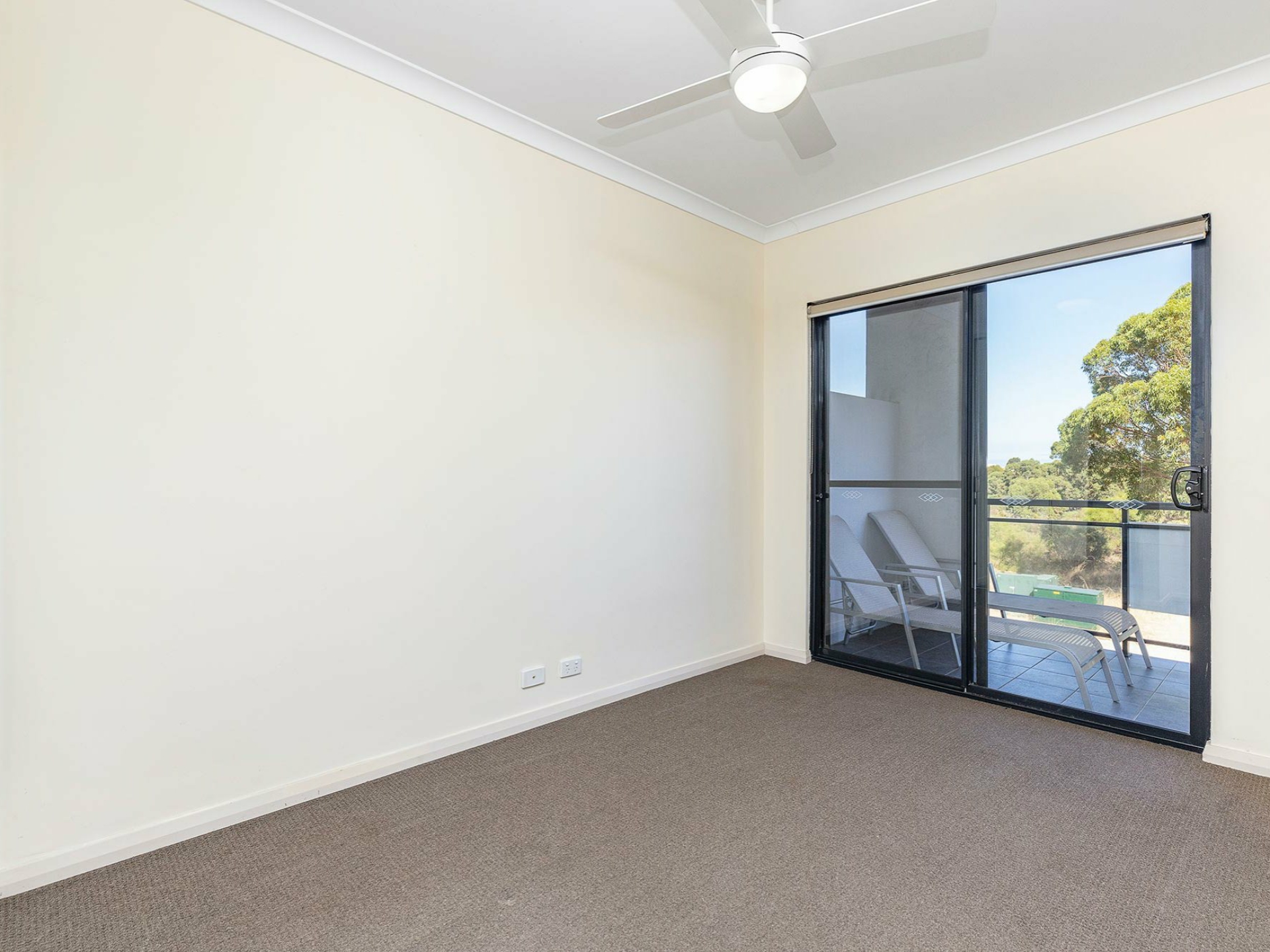 9/37 Piccadilly Circle, Joondalup
