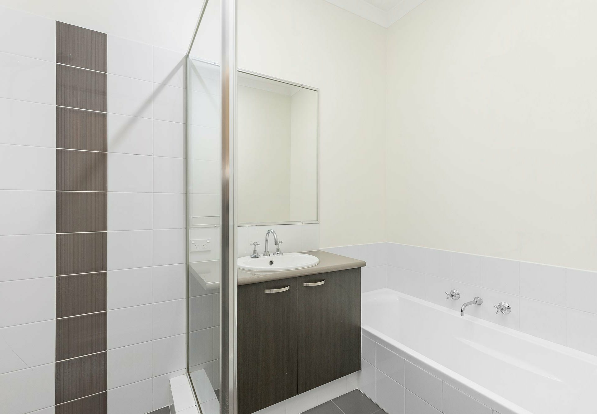 215 Camborne Parkway, BUTLER