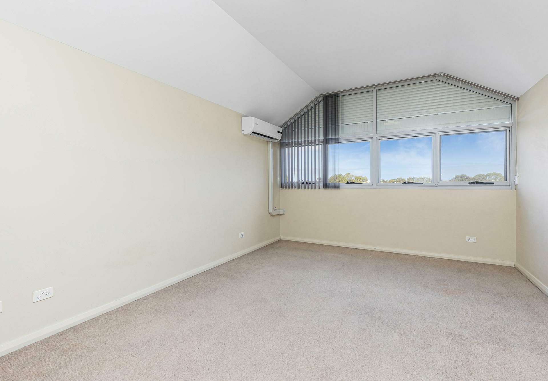 12/16 Hammersmith Court, JOONDALUP