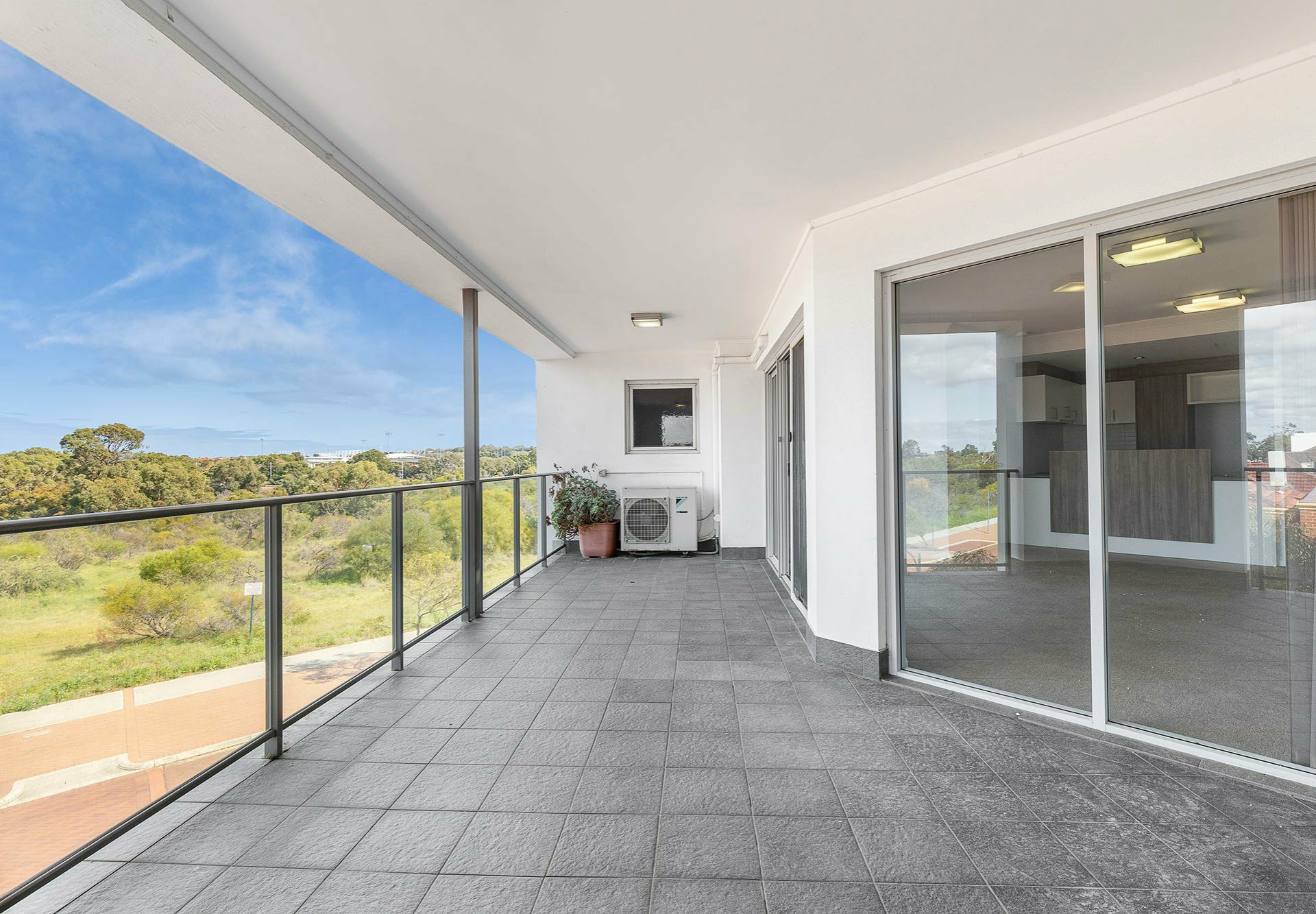 12/16 Hammersmith Court, JOONDALUP