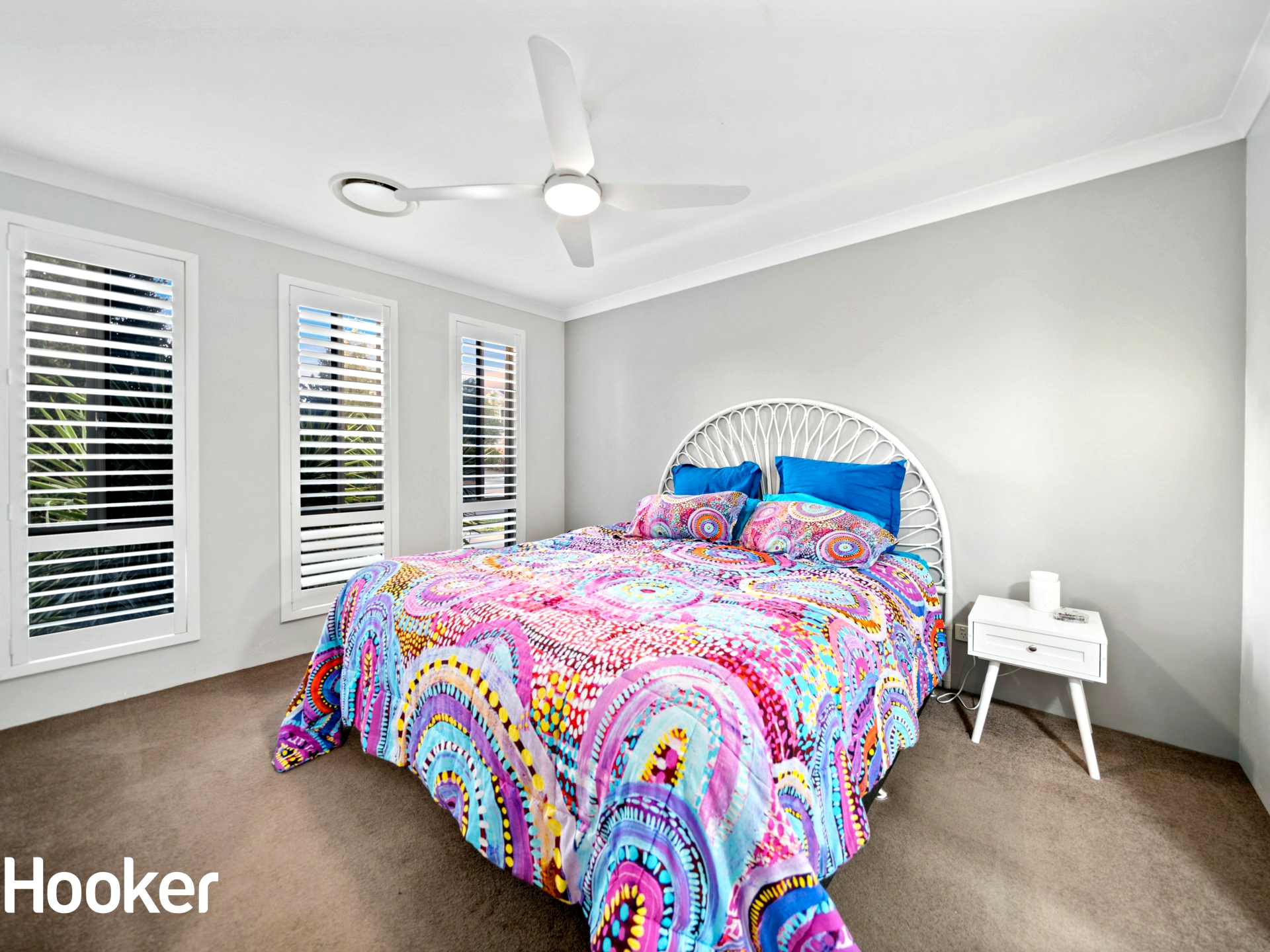 8 Delaney Road, AVELEY