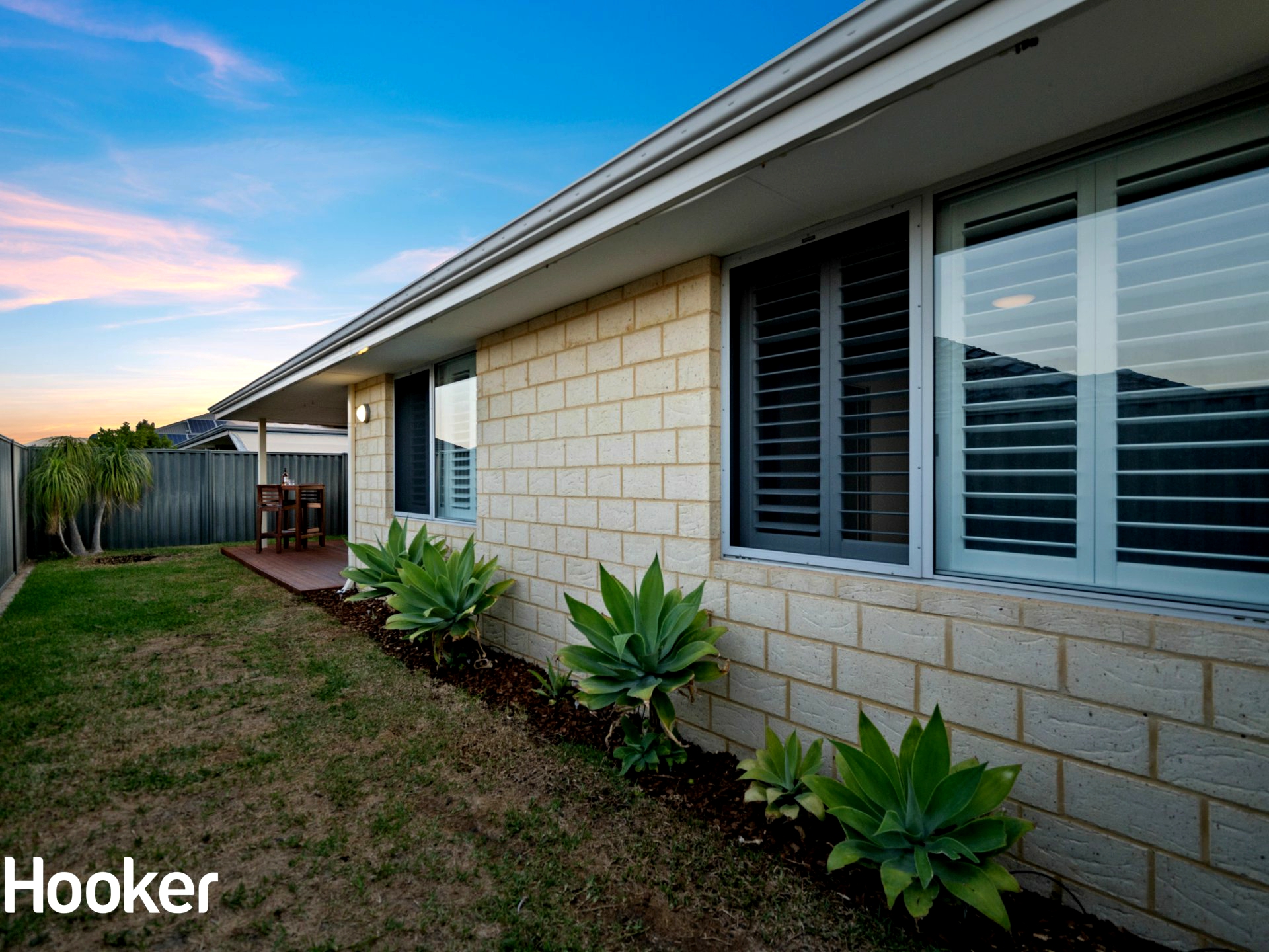 8 Delaney Road, AVELEY