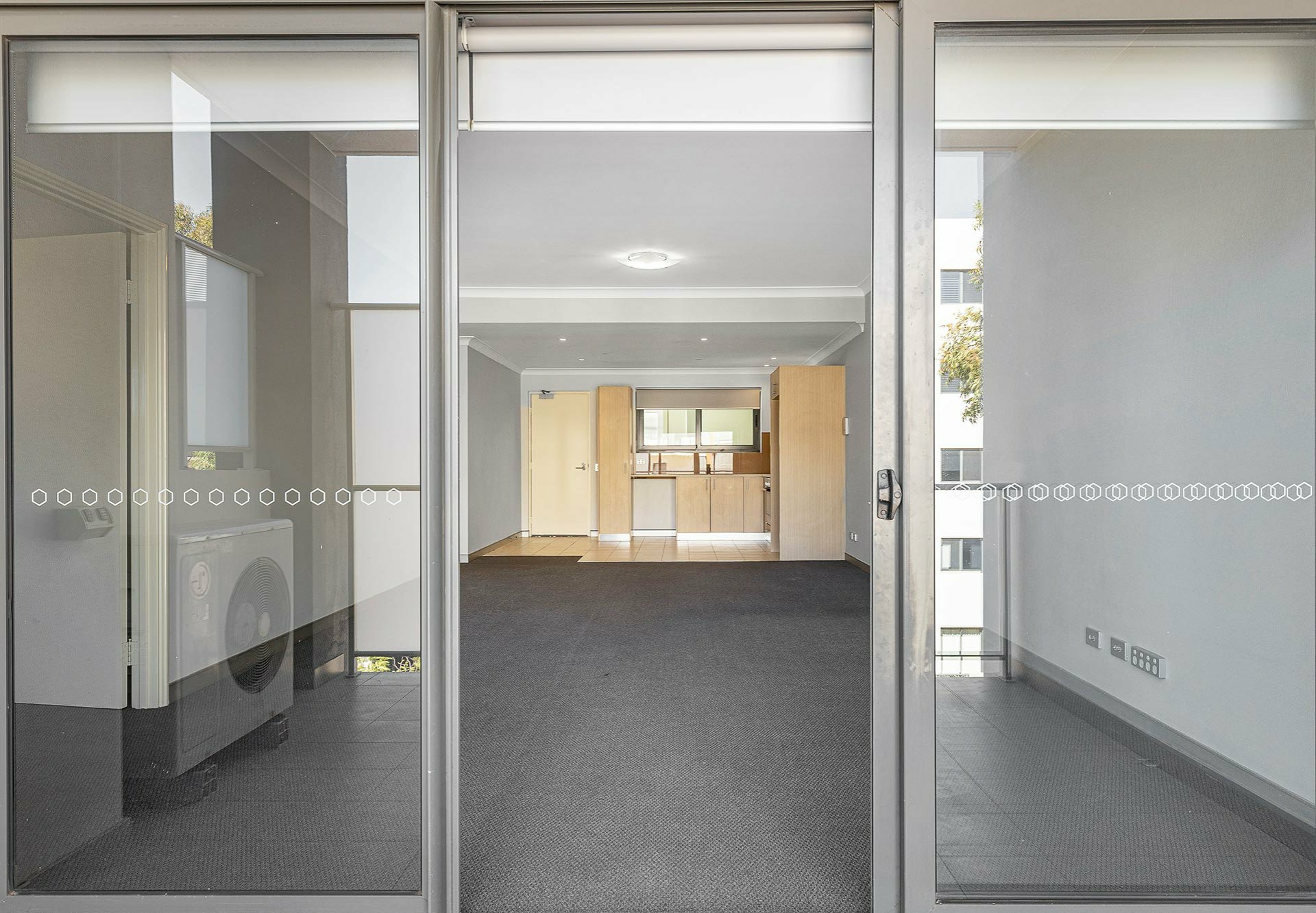 61/6 Walsh Loop, JOONDALUP