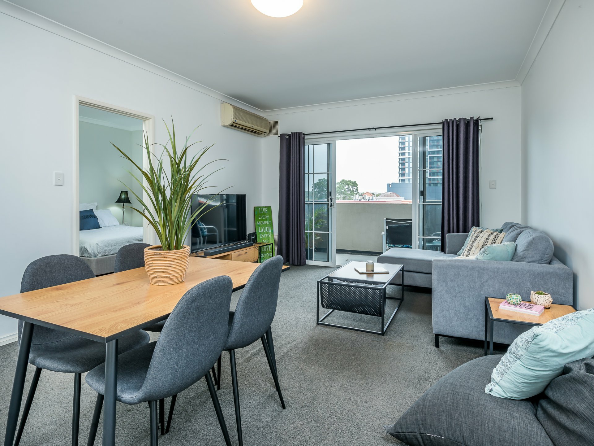 52/165 Grand Boulevard, JOONDALUP