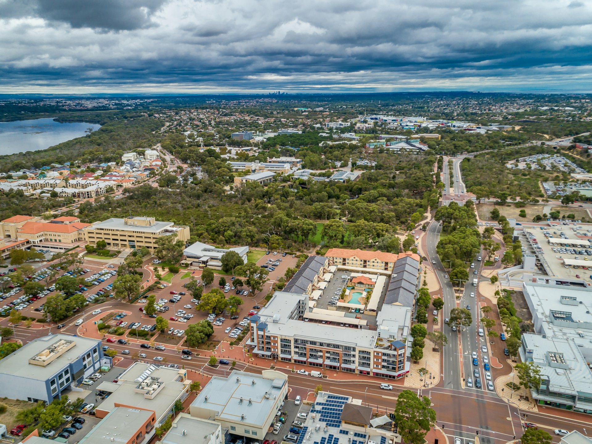 52/165 Grand Boulevard, JOONDALUP