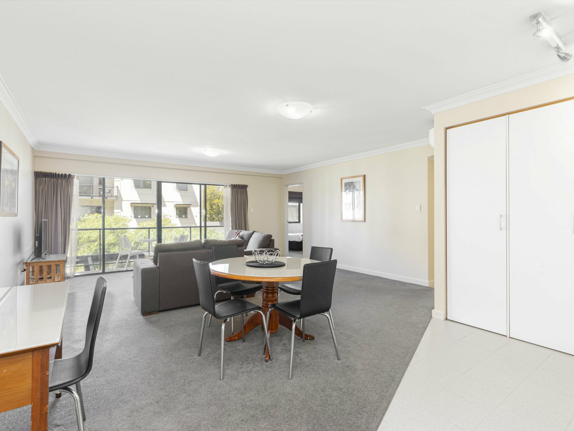 211/112 Mounts Bay Road, PERTH