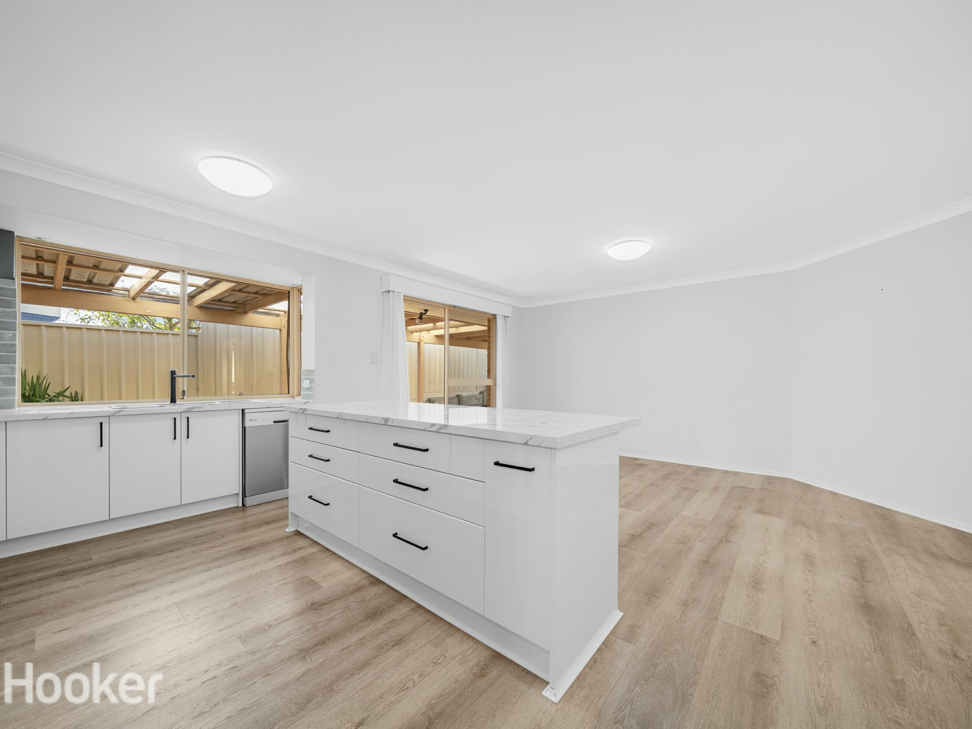 18A Carnarvon Rise Ocean Reef WA - Property Details - LJ Hooker