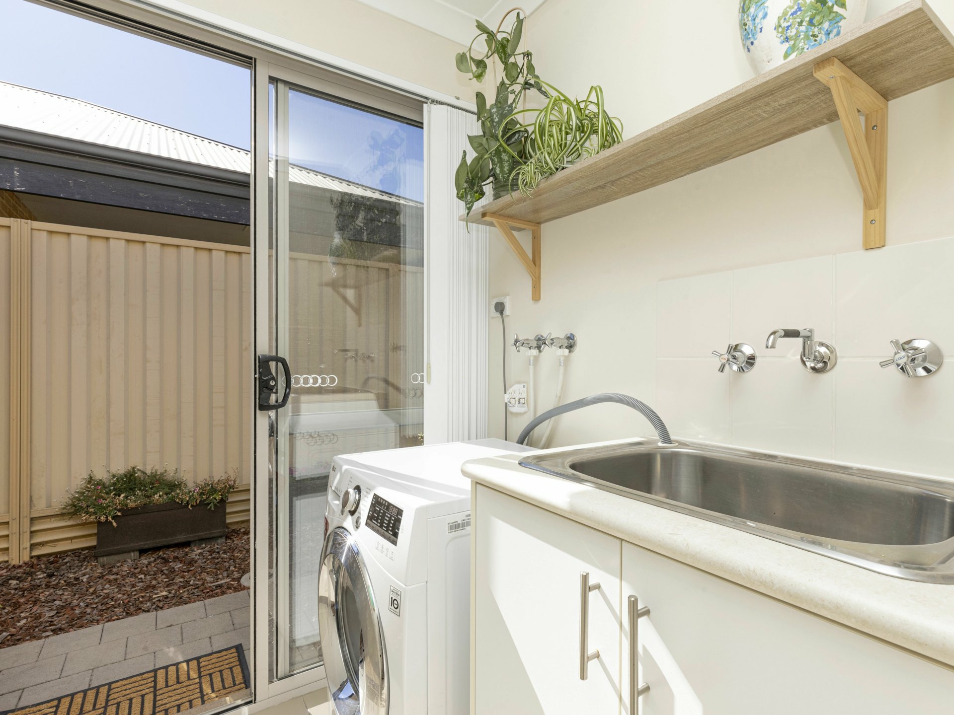 25 Carmathen Avenue, BUTLER