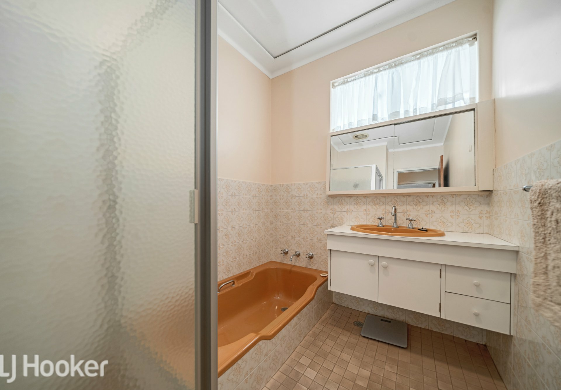 31 Salmson Street — photo 15 of 27